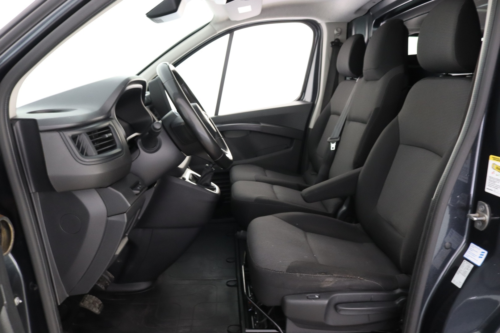 NISSAN Primastar 2022