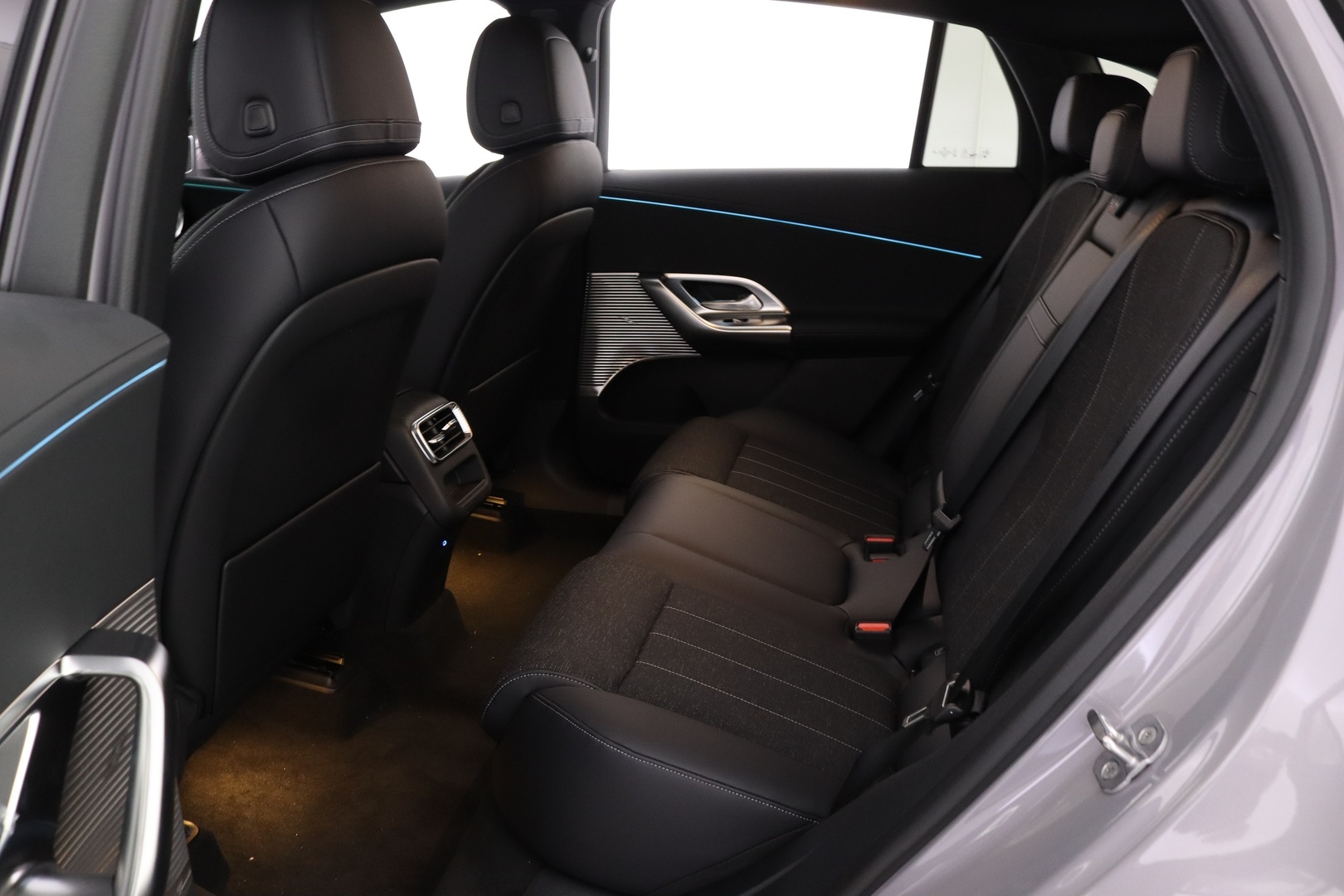 MERCEDES-BENZ GLC 2026