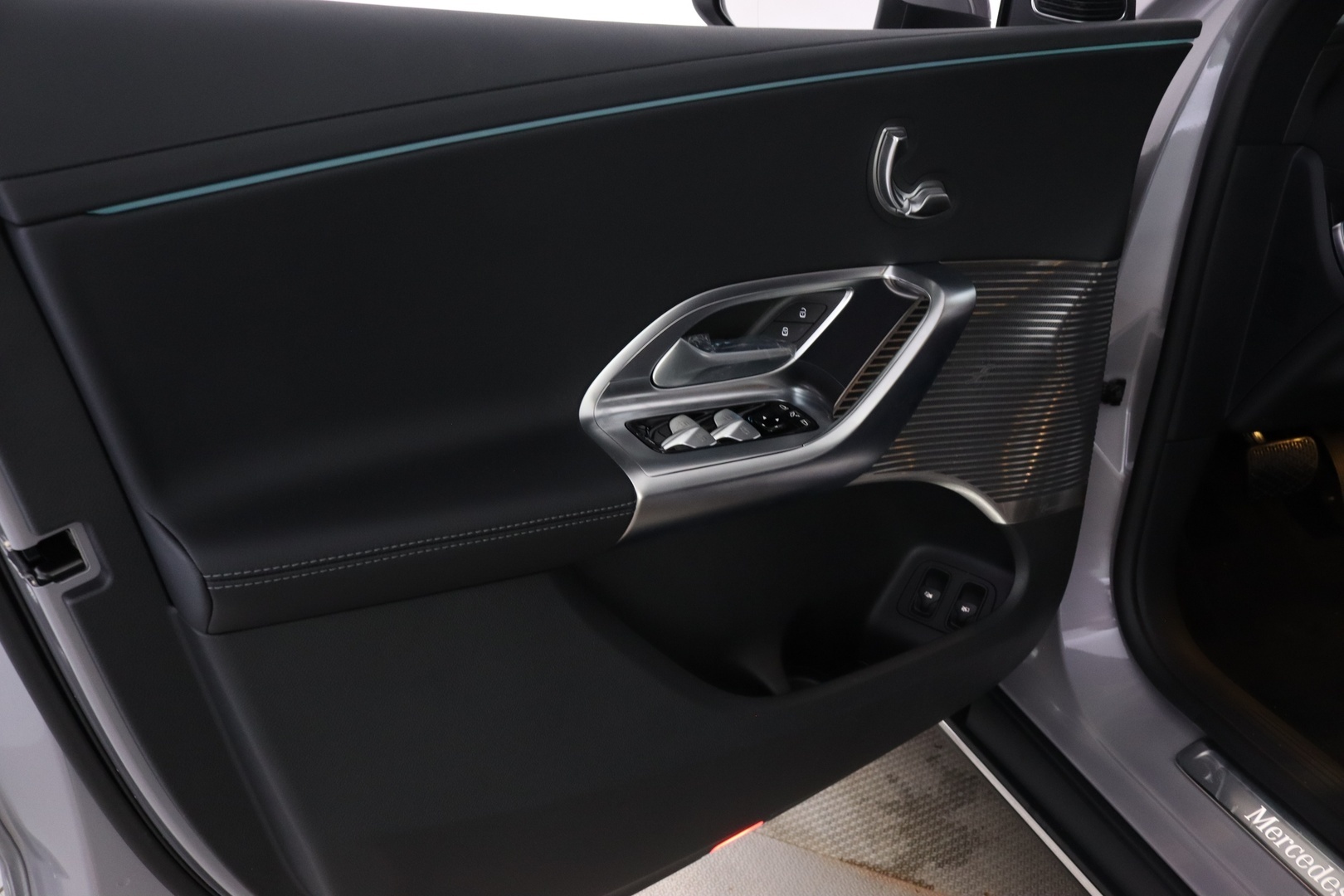 MERCEDES-BENZ GLC 2026