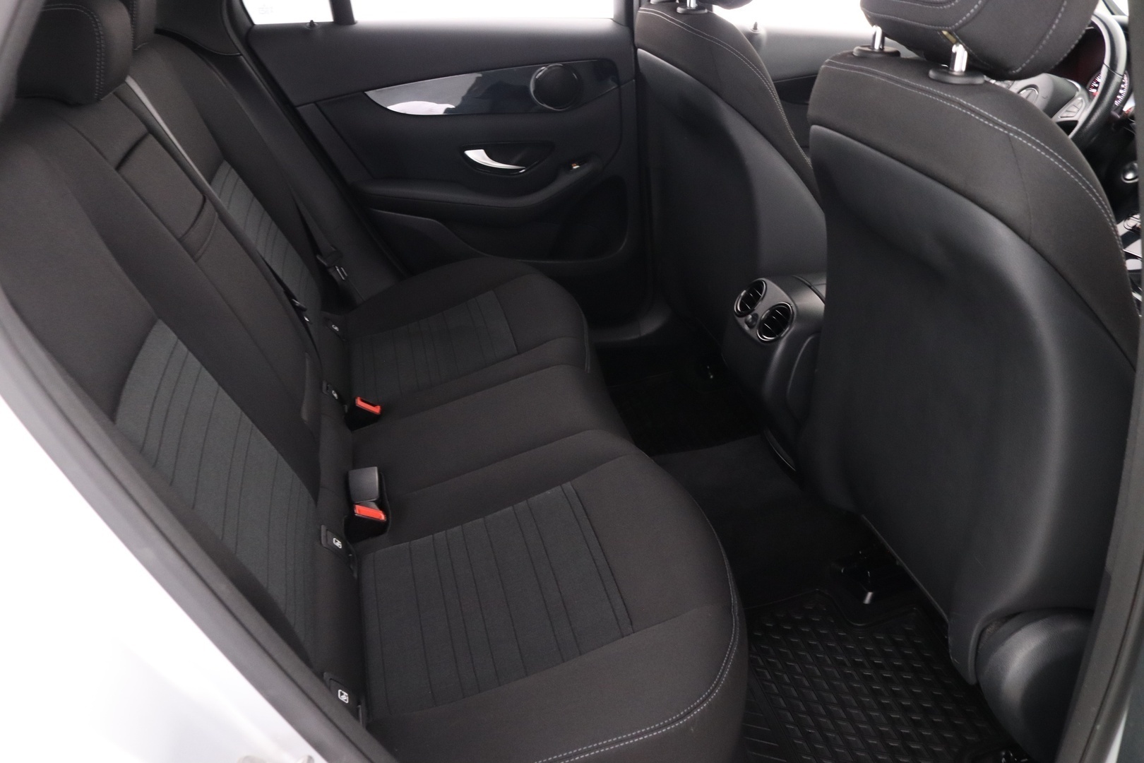 MERCEDES-BENZ GLC 17
