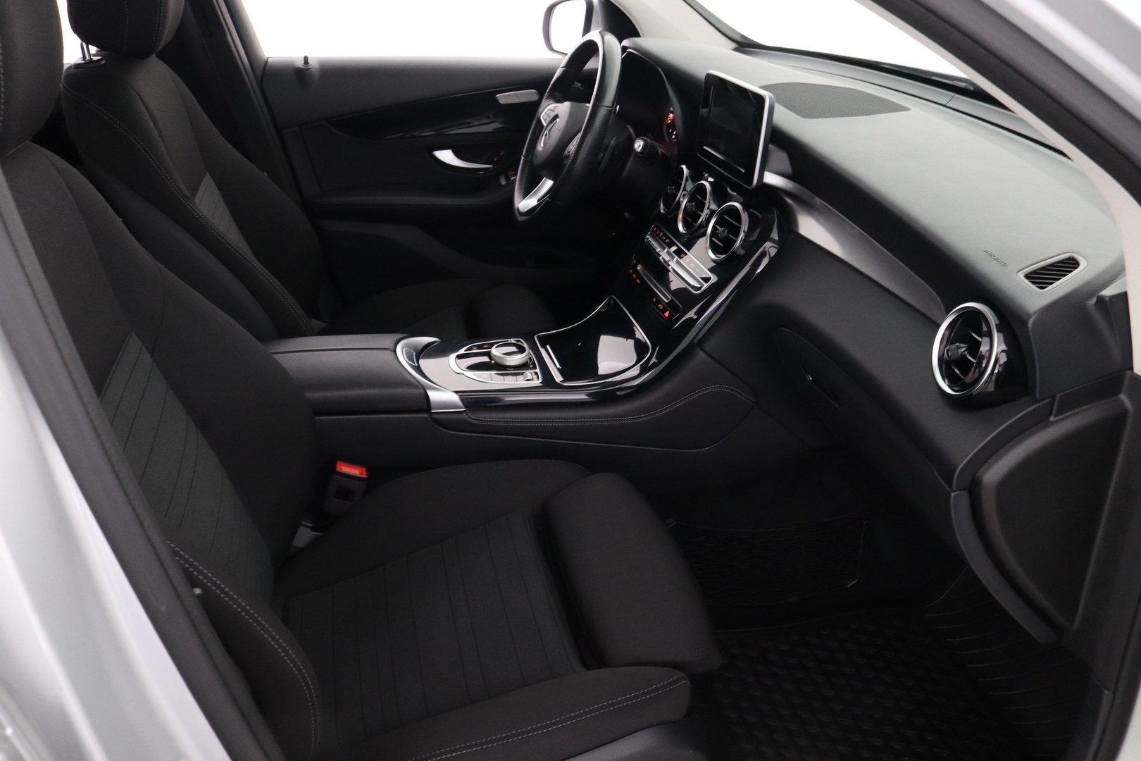 MERCEDES-BENZ GLC 18