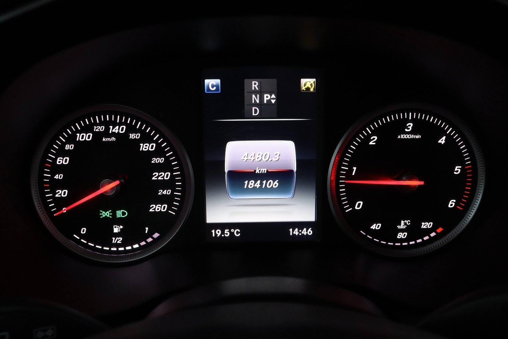 MERCEDES-BENZ GLC 24