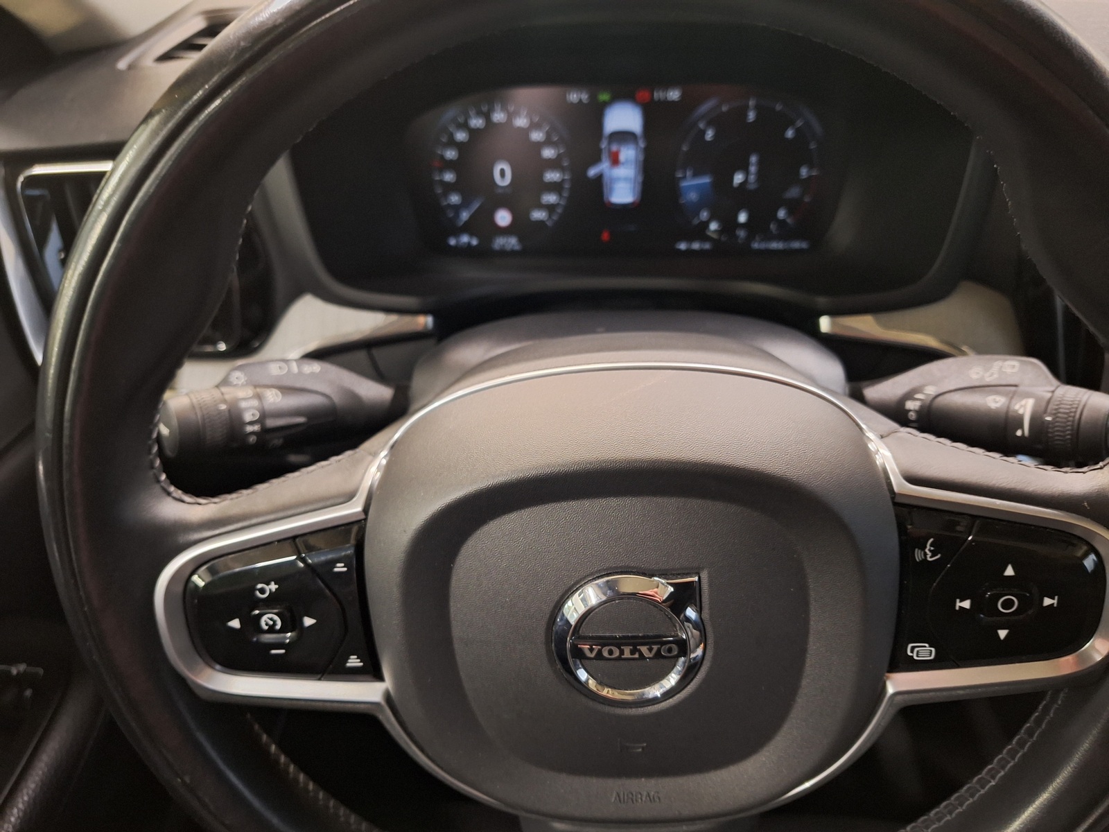 Volvo V60 Cross Country 2022