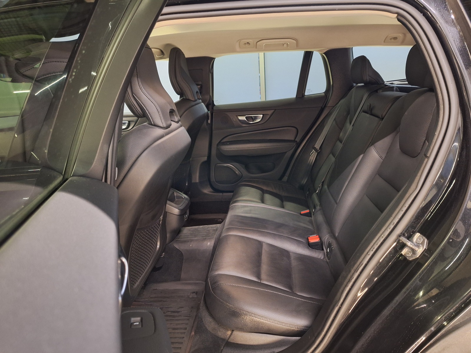 Volvo V60 Cross Country 2022