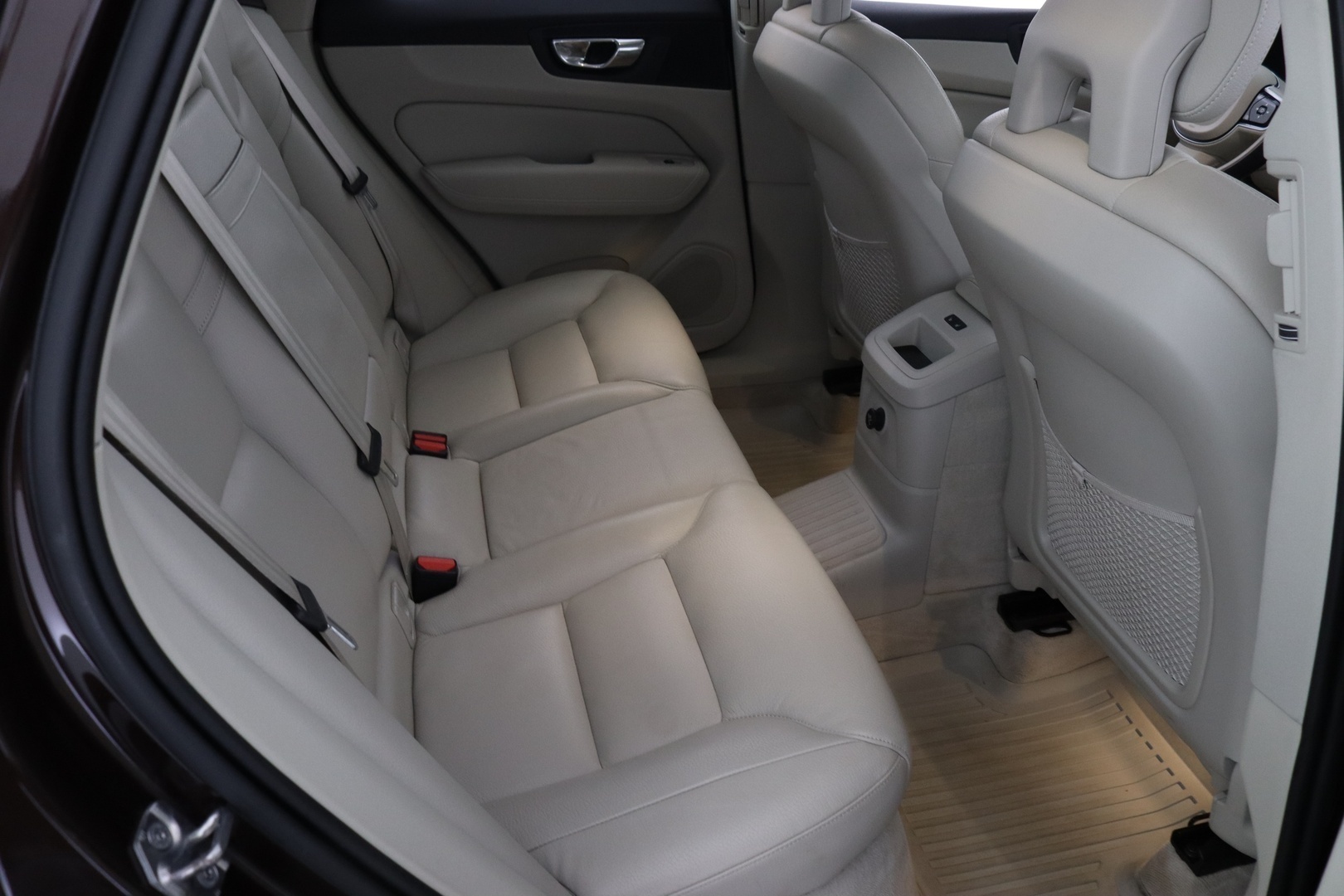 VOLVO XC60 2017