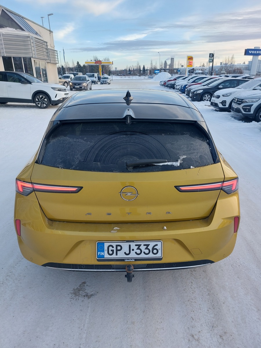 Opel Astra 2023