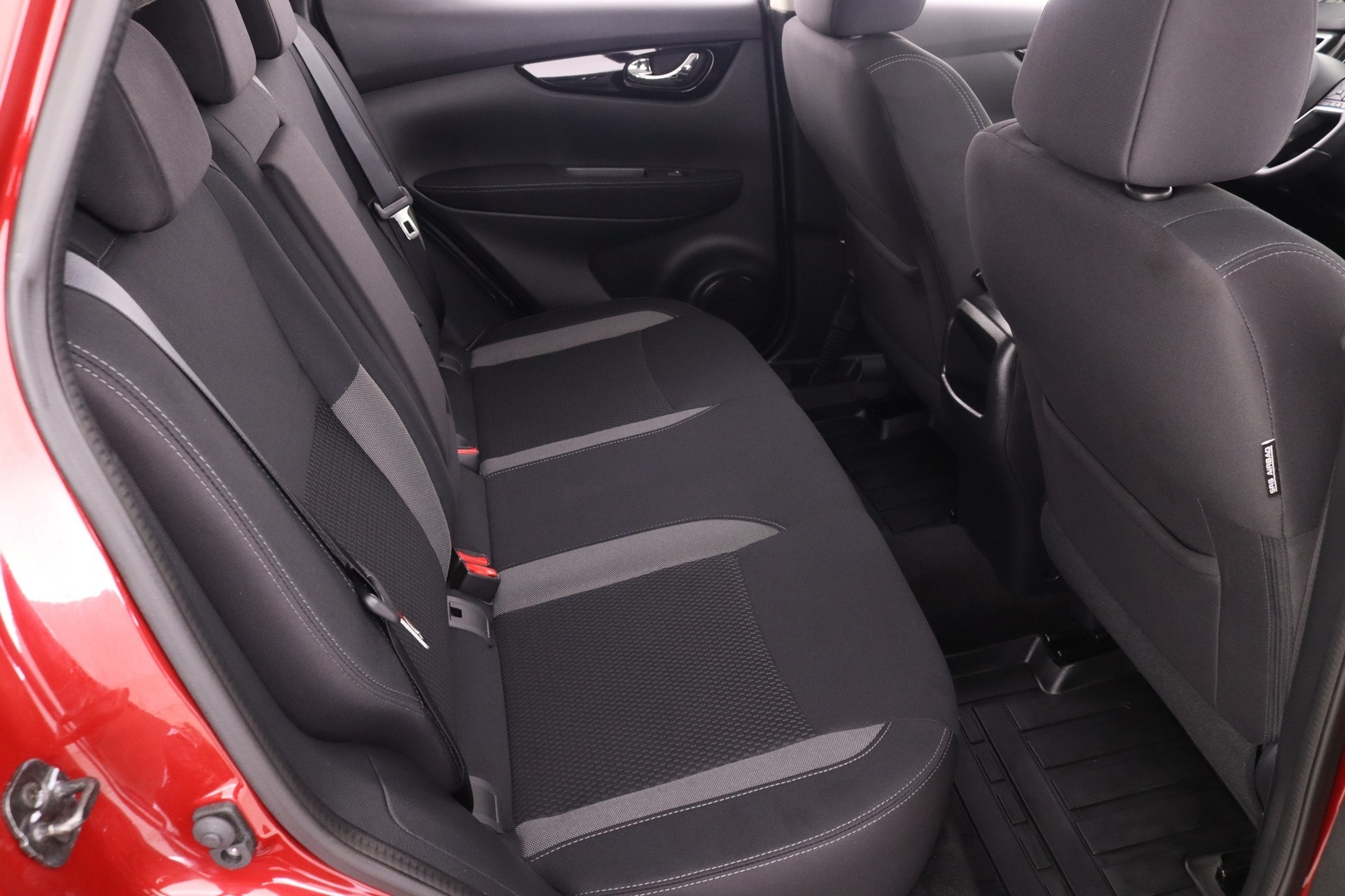 NISSAN Qashqai 16