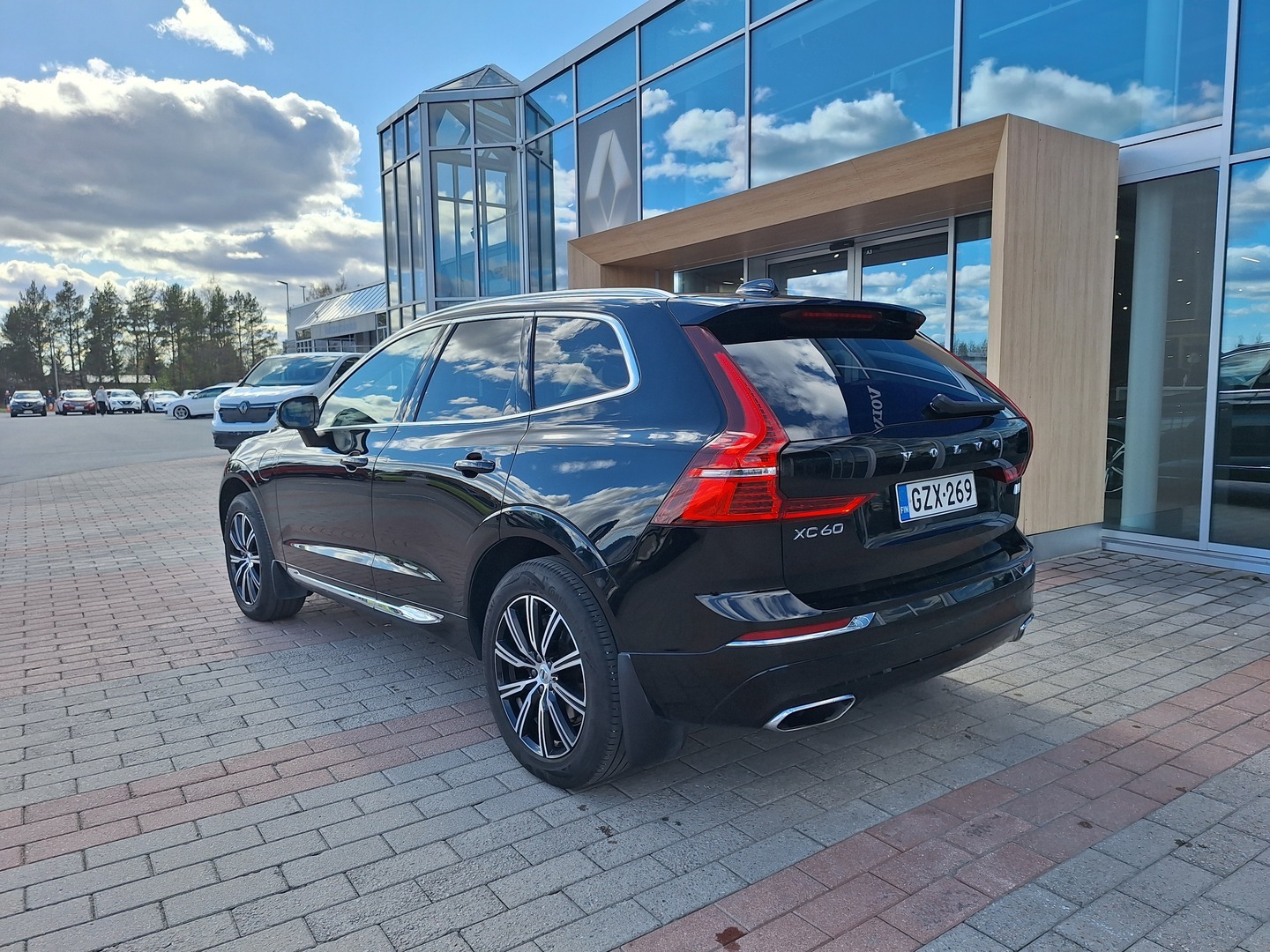 VOLVO XC60 2021