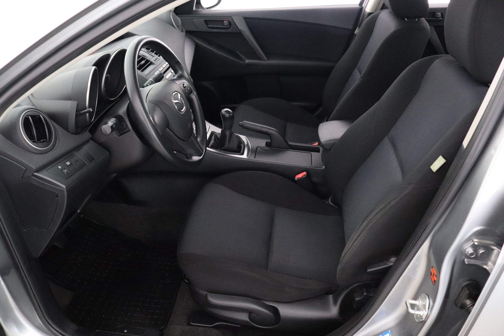 MAZDA Mazda3 12