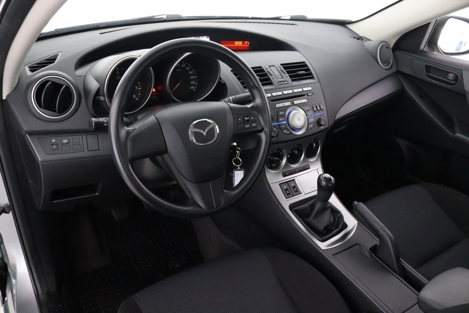 MAZDA Mazda3 13
