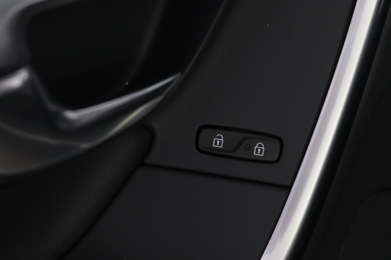 VOLVO V60 2017
