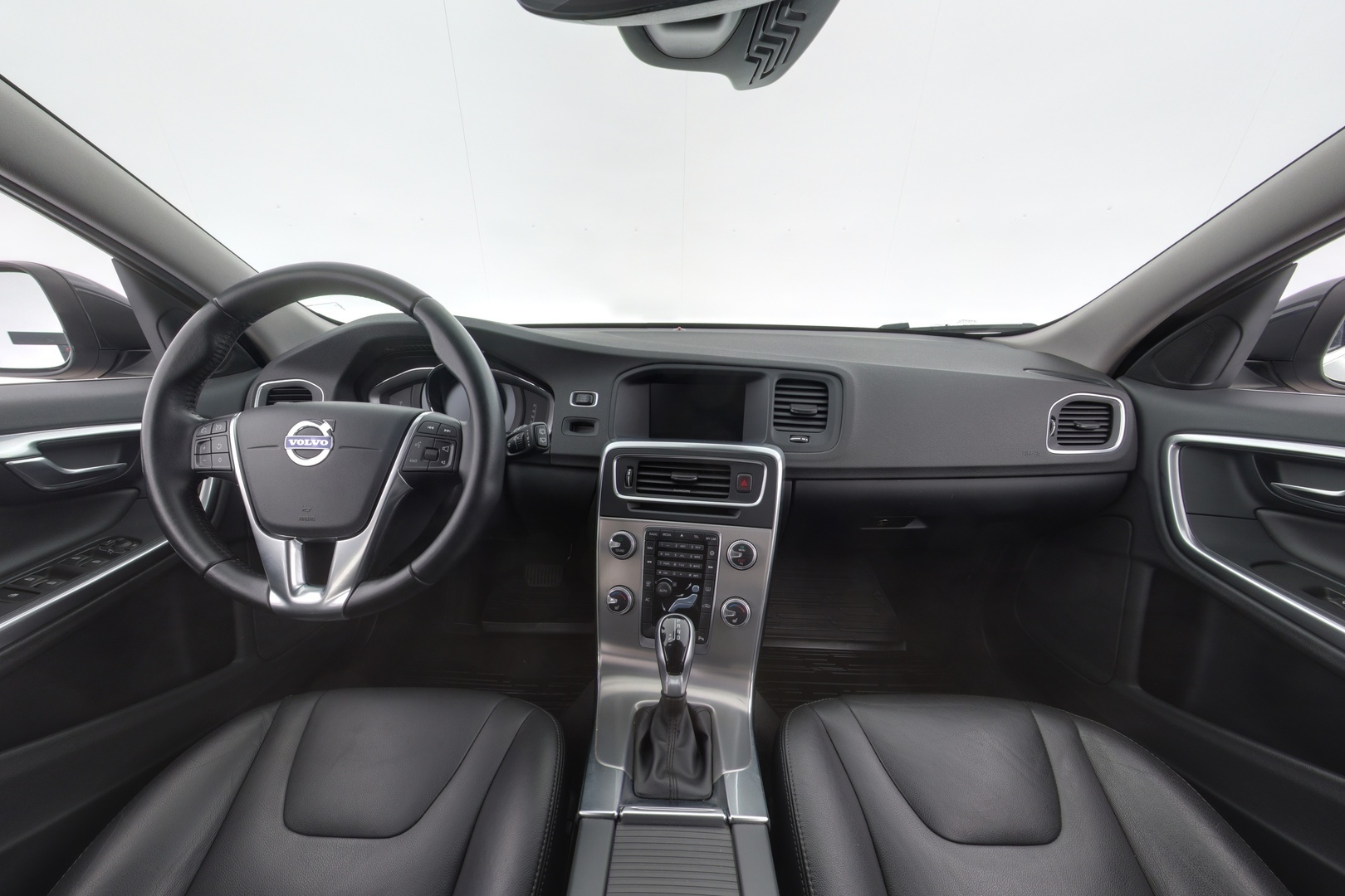 VOLVO V60 2017