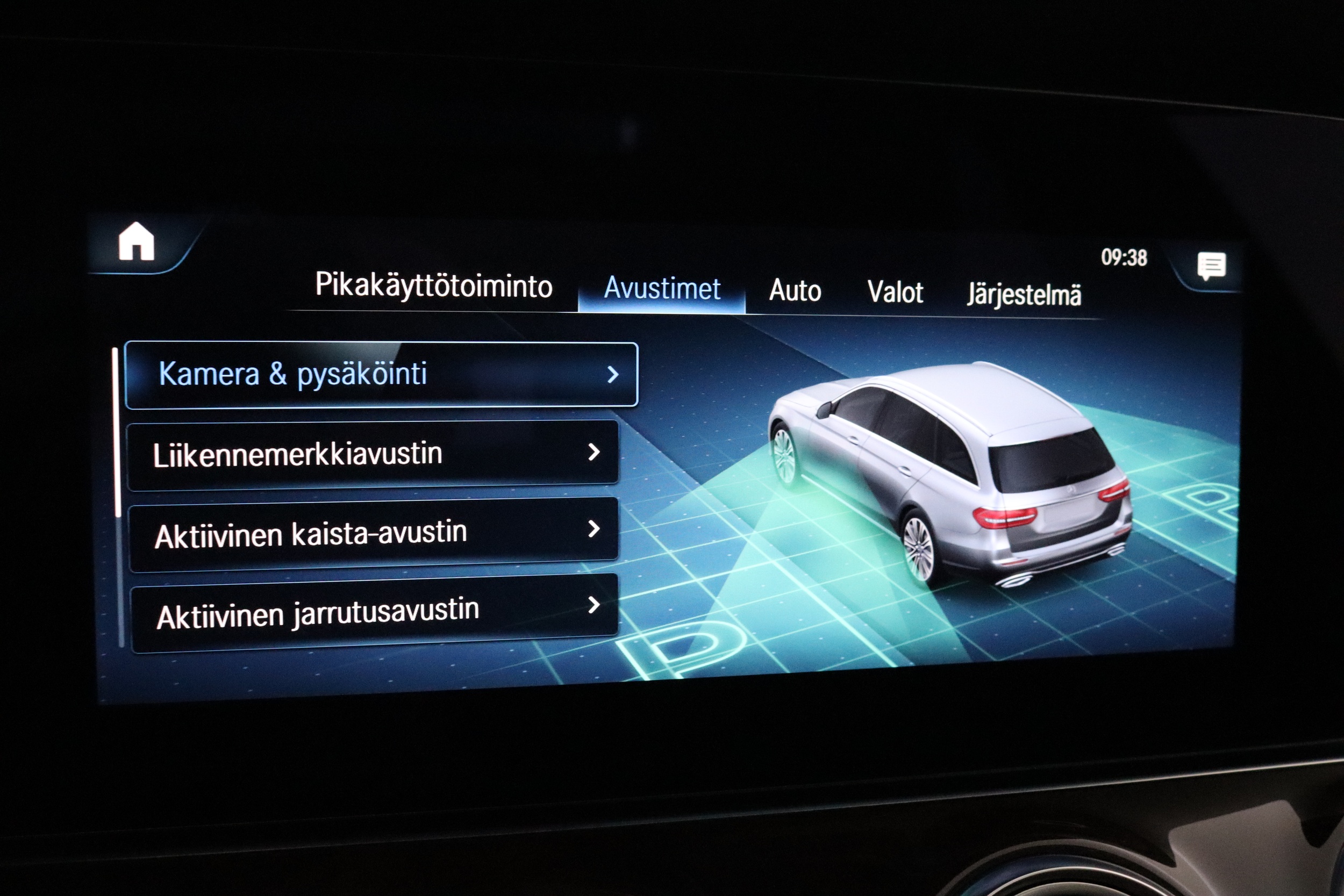 MERCEDES-BENZ E 2022