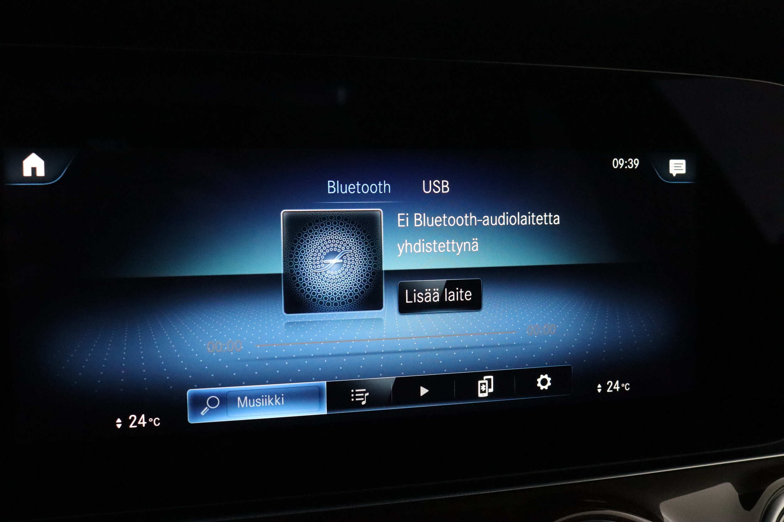 MERCEDES-BENZ E 2022