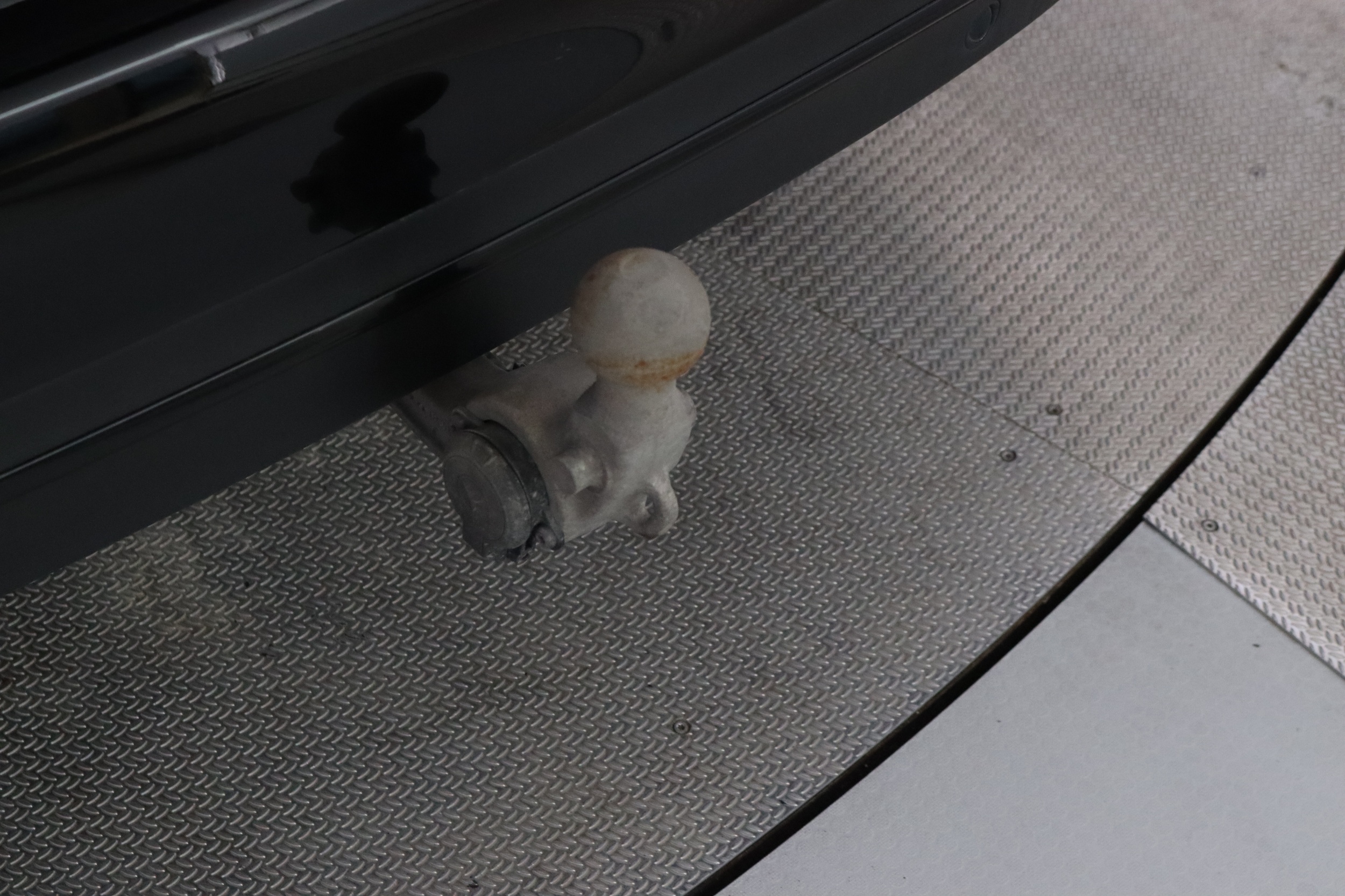 MERCEDES-BENZ E 2022