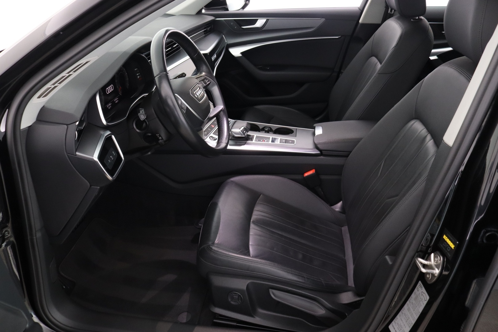 AUDI A6 12