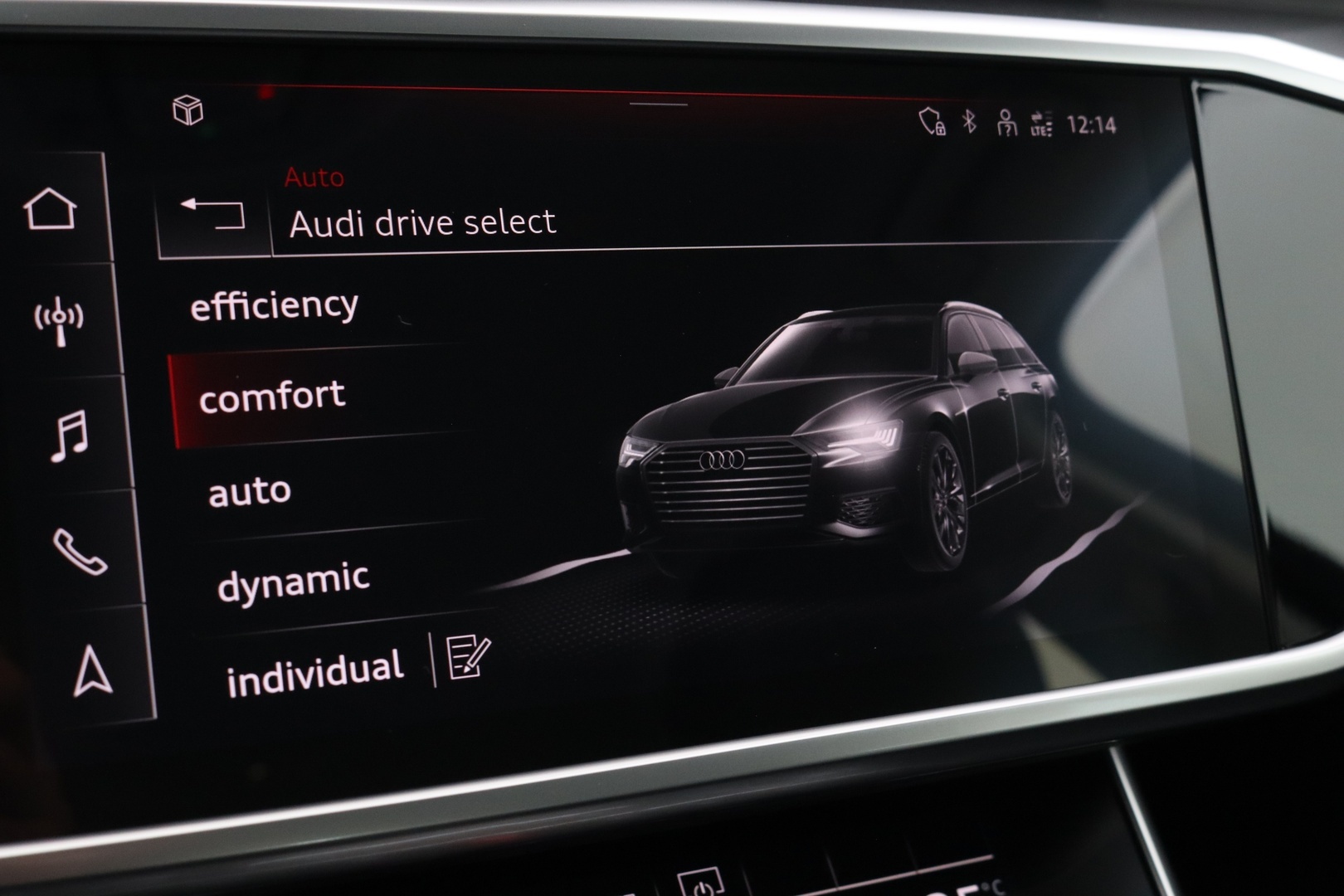 AUDI A6 28