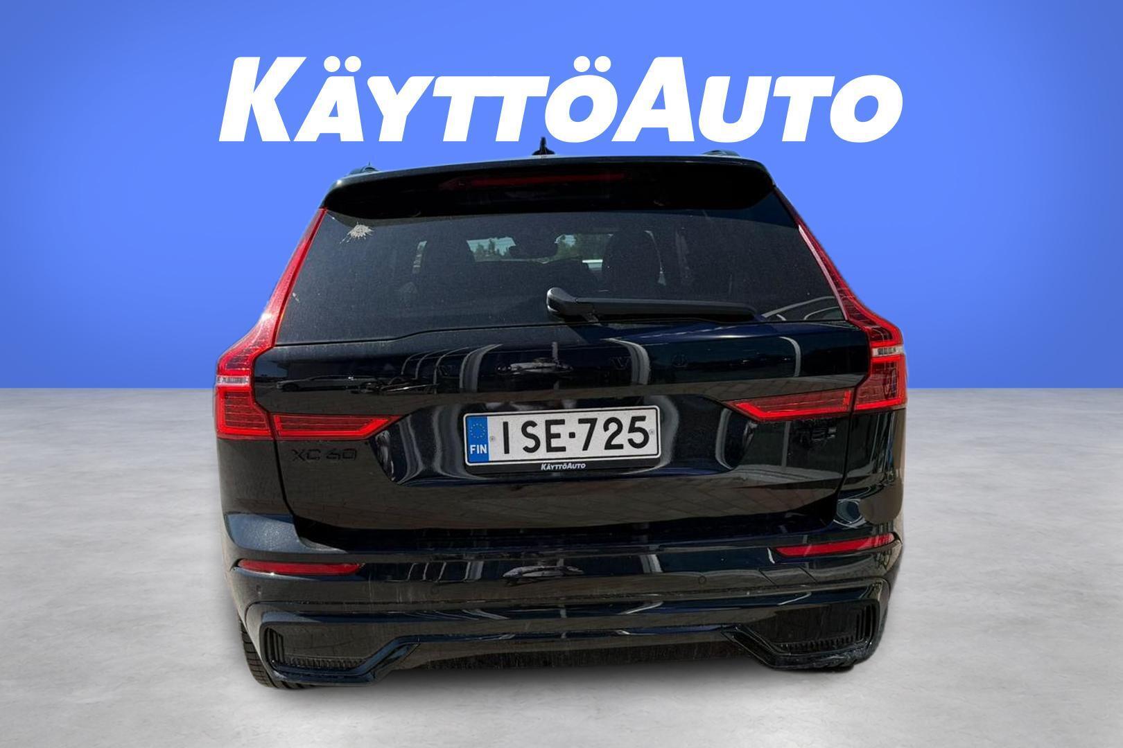 VOLVO XC60 2025