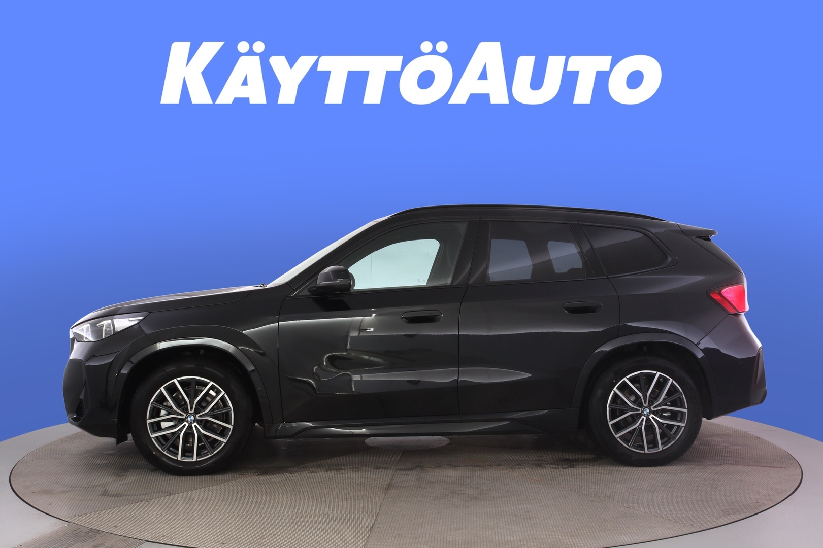 BMW iX1 2