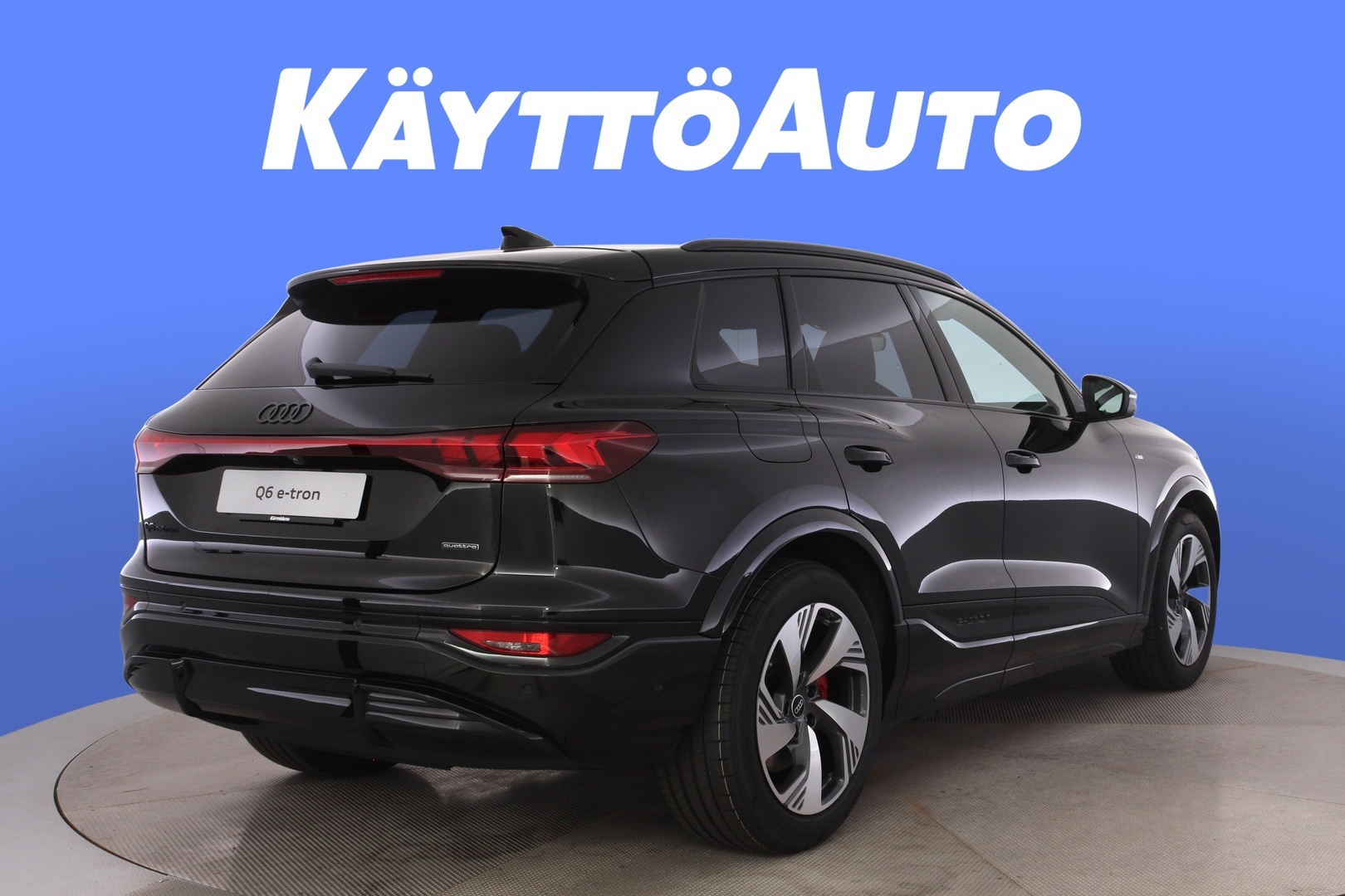 AUDI Q6 e-tron 5