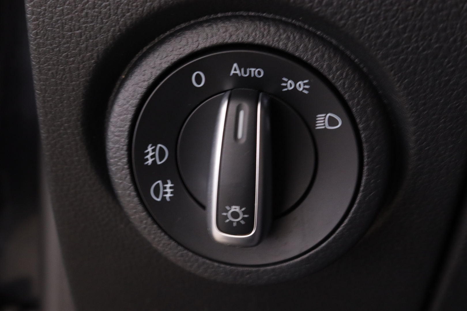 VOLKSWAGEN Amarok 2017