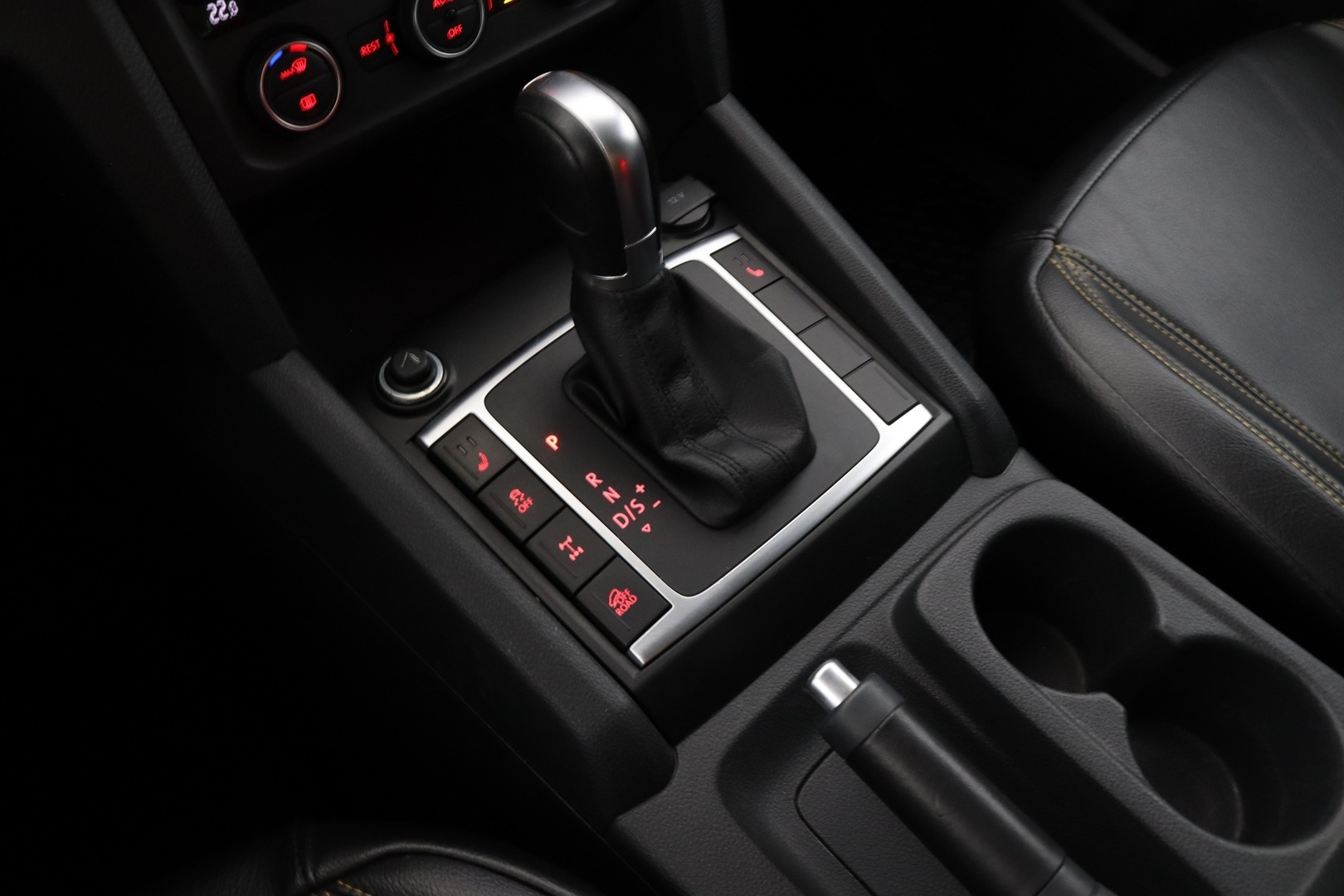 VOLKSWAGEN Amarok 2017