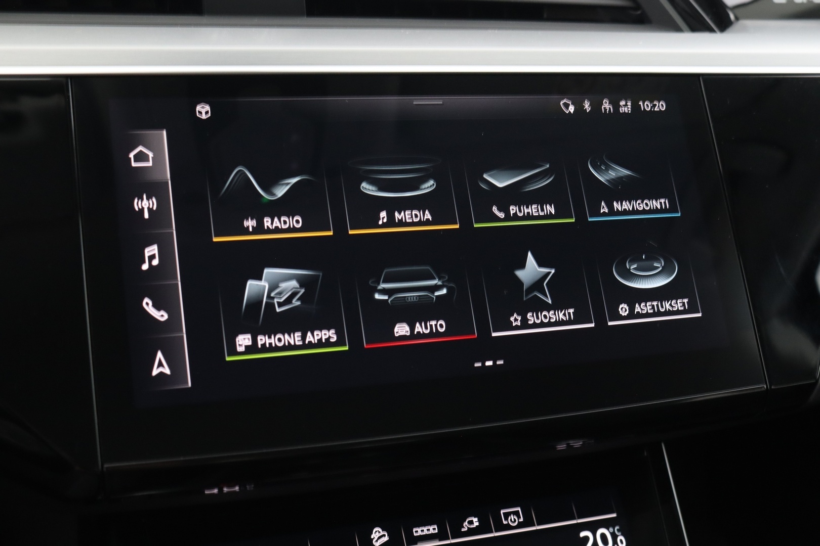 AUDI Q8 e-tron 25