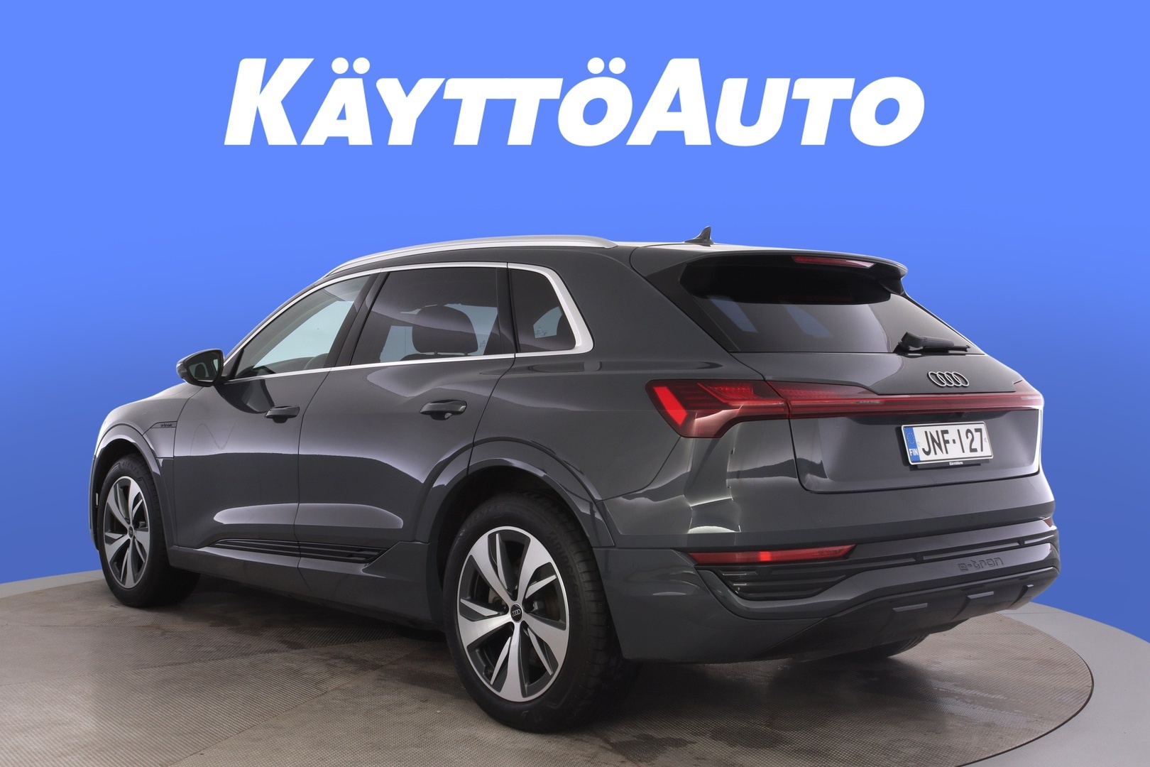 AUDI Q8 e-tron 3