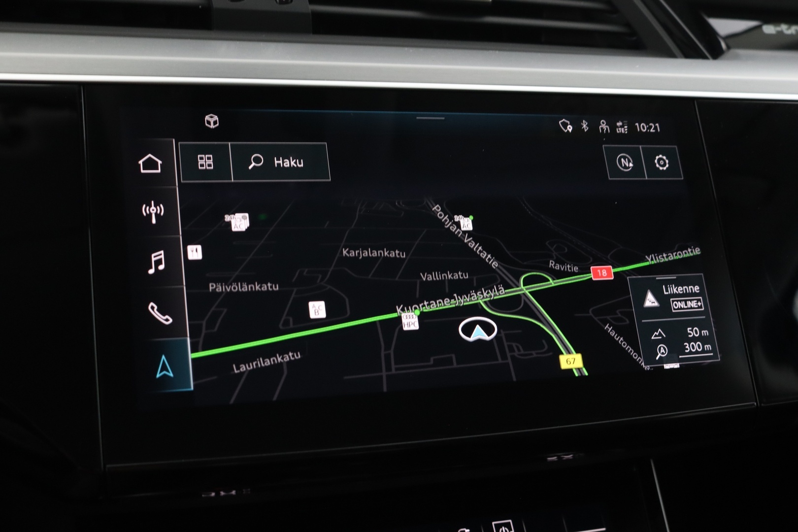 AUDI Q8 e-tron 30