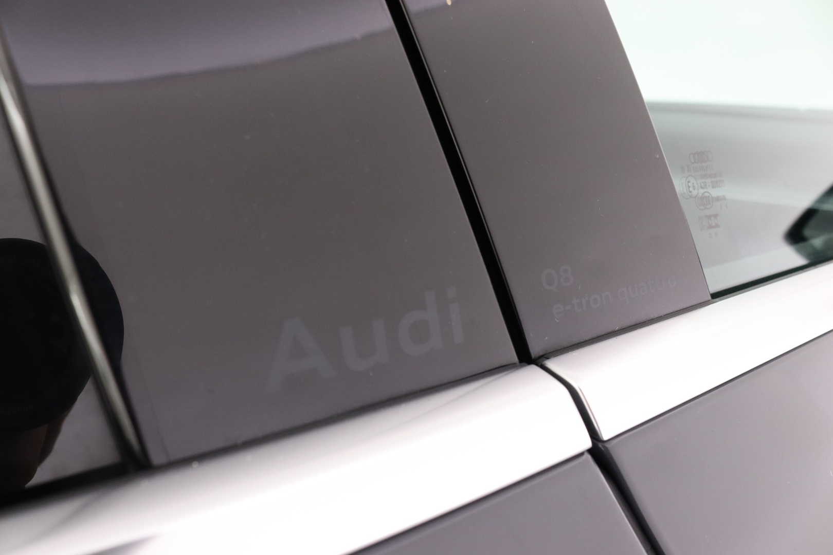 AUDI Q8 e-tron 46