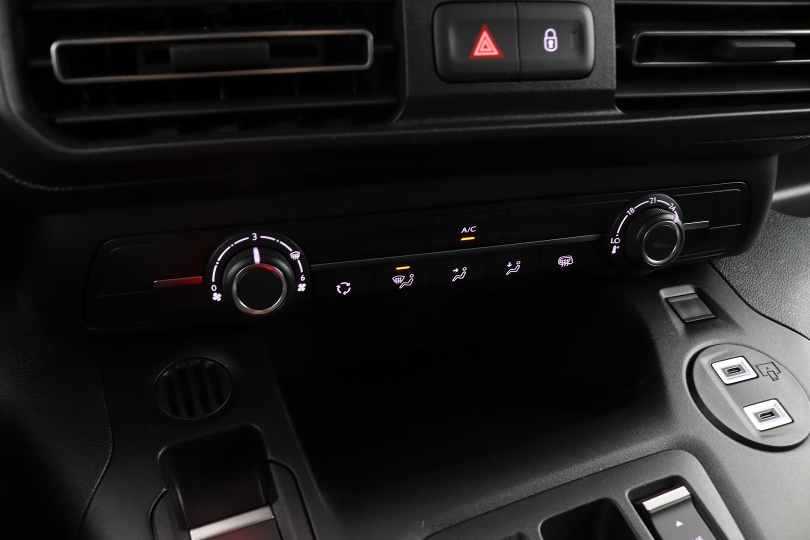 TOYOTA Proace CITY EV 27
