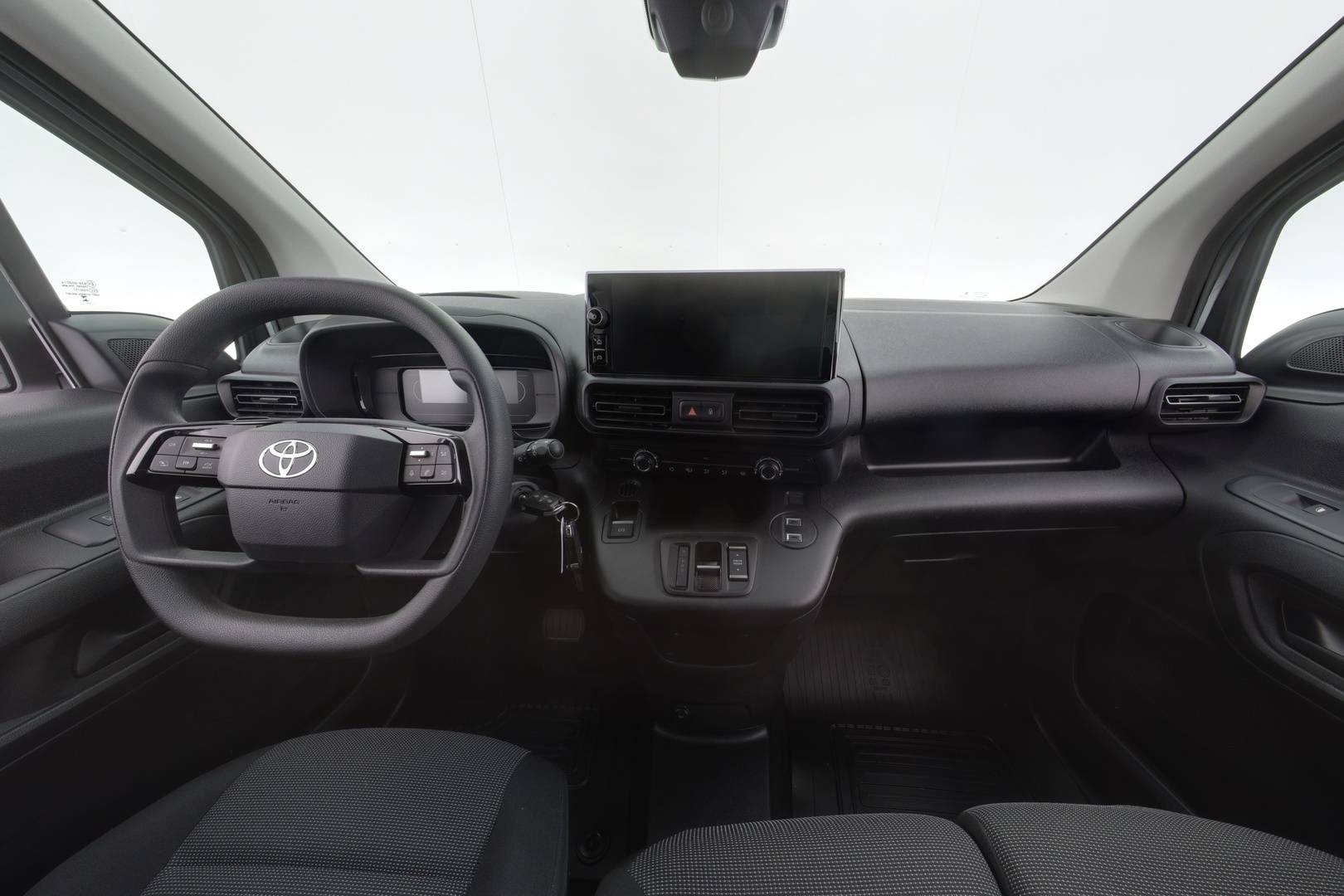 TOYOTA Proace CITY EV 9