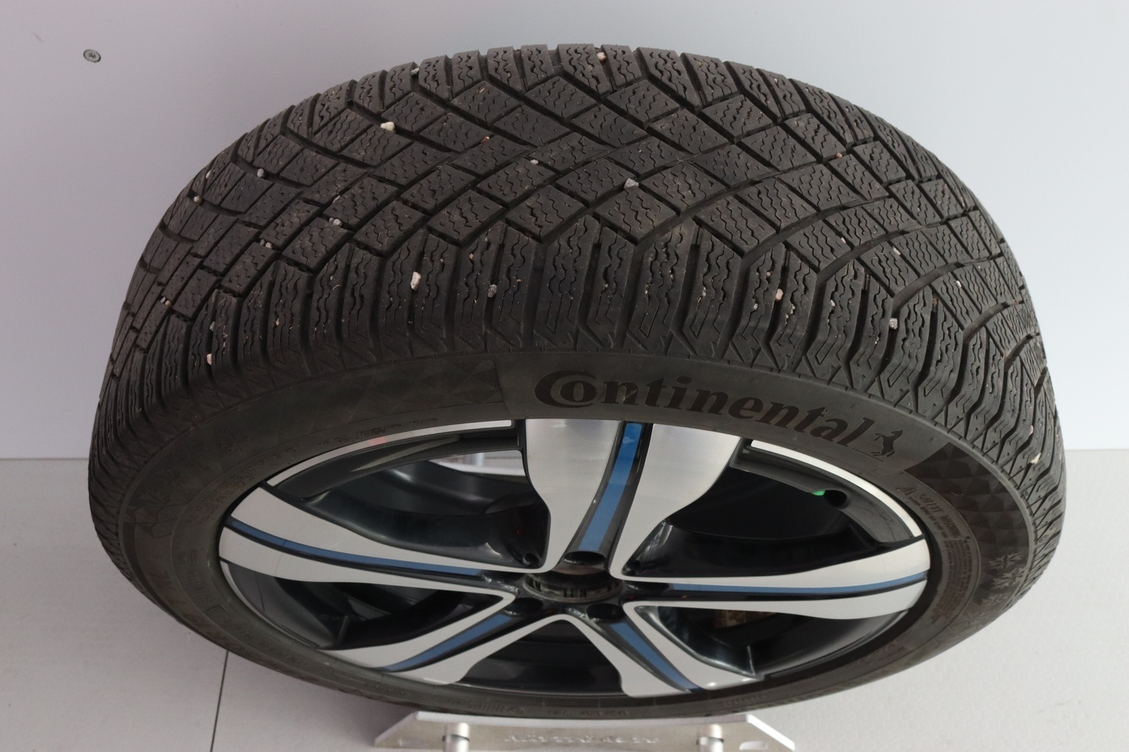 MERCEDES-BENZ EQA 41