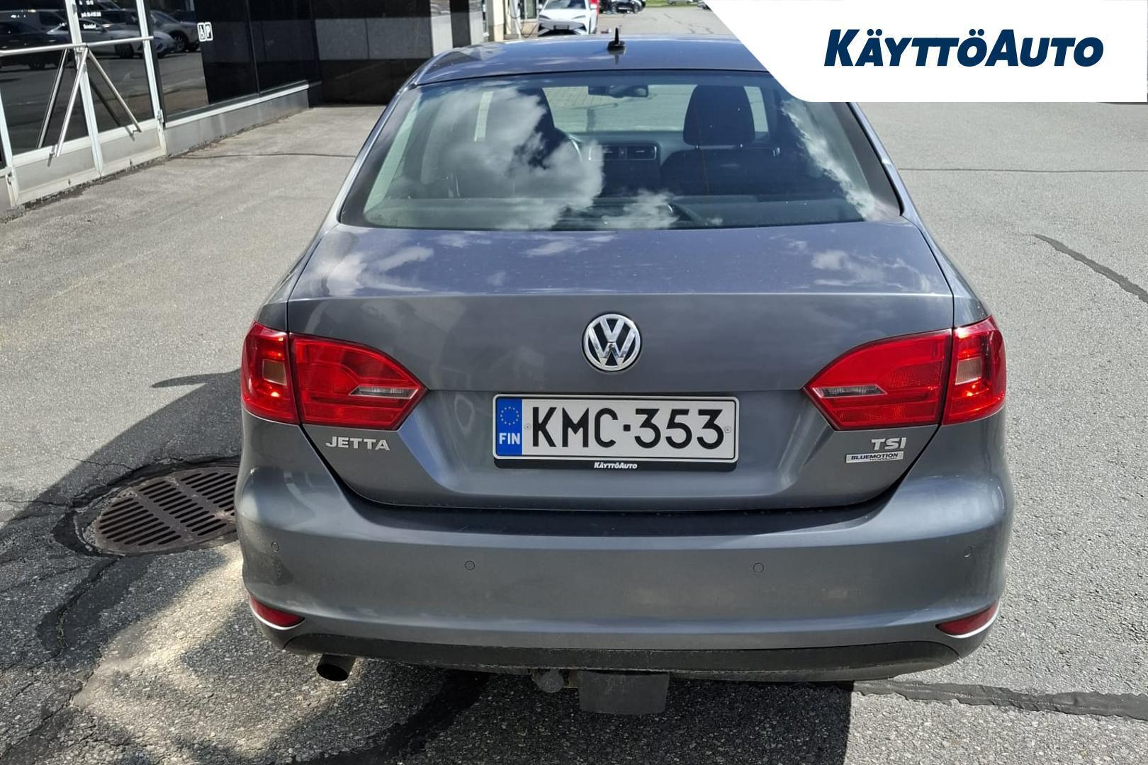 VOLKSWAGEN Jetta 2013