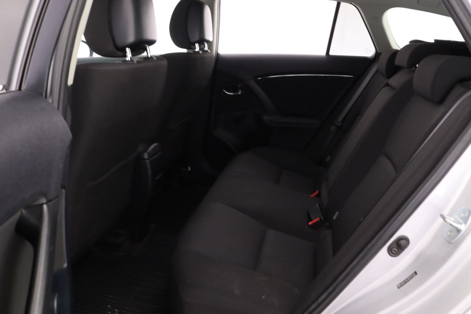TOYOTA Avensis 2011