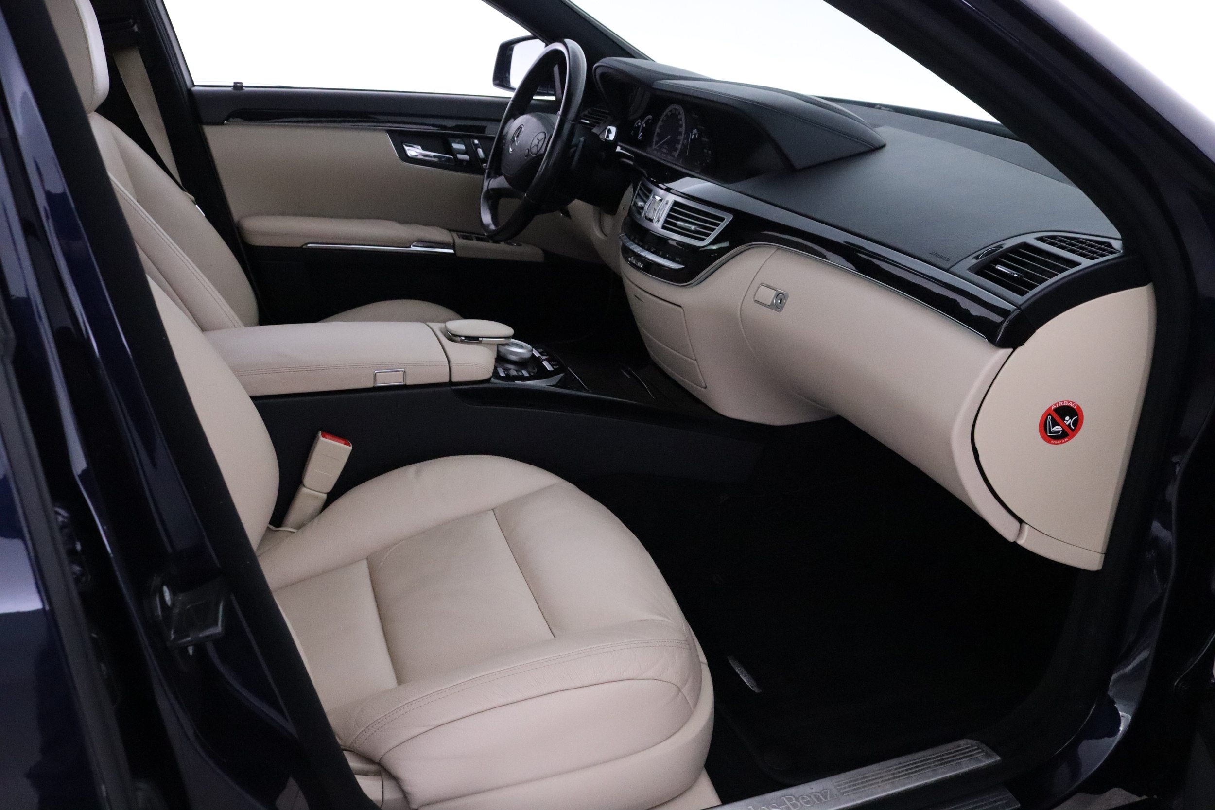 MERCEDES-BENZ S 2013