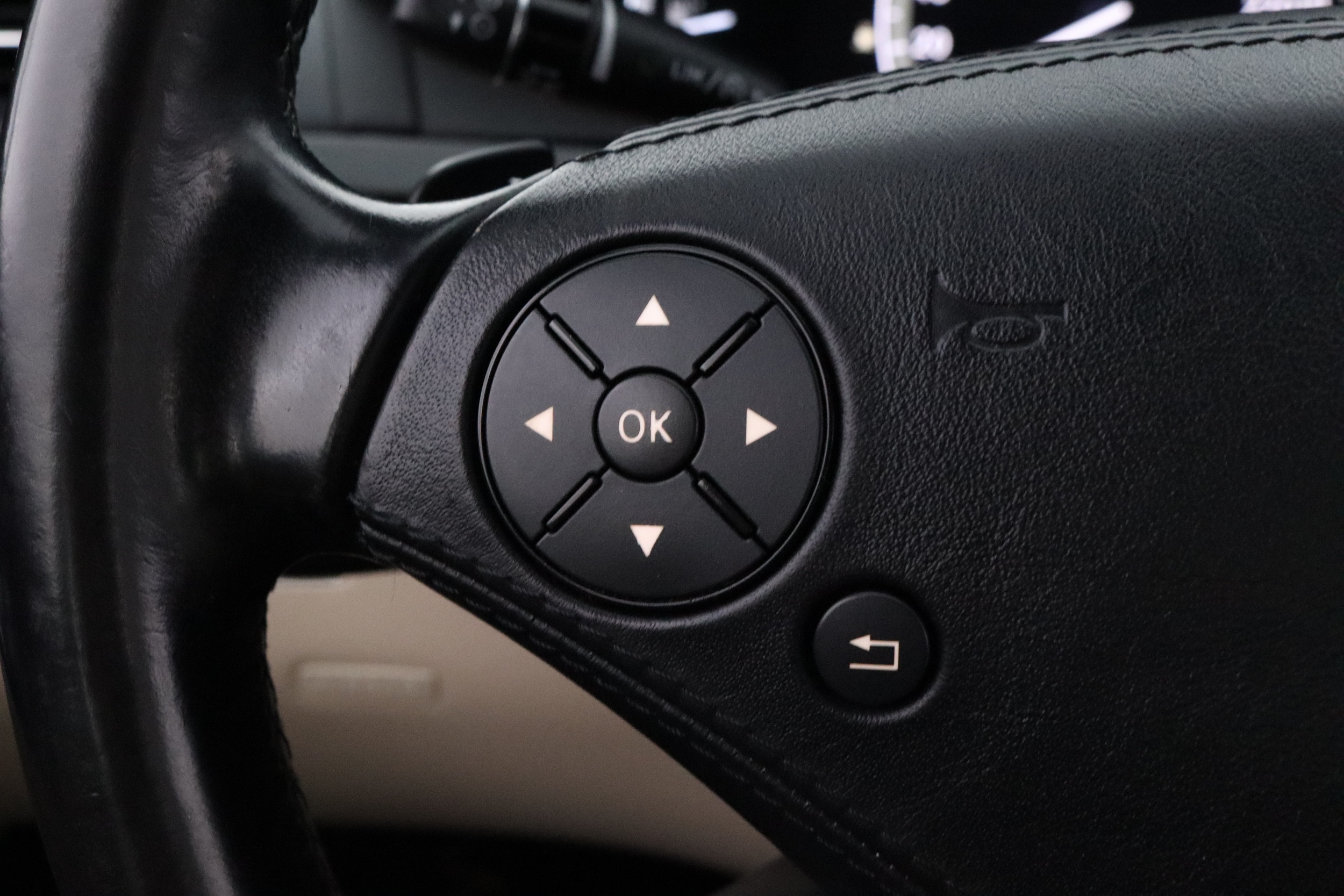 MERCEDES-BENZ S 2013