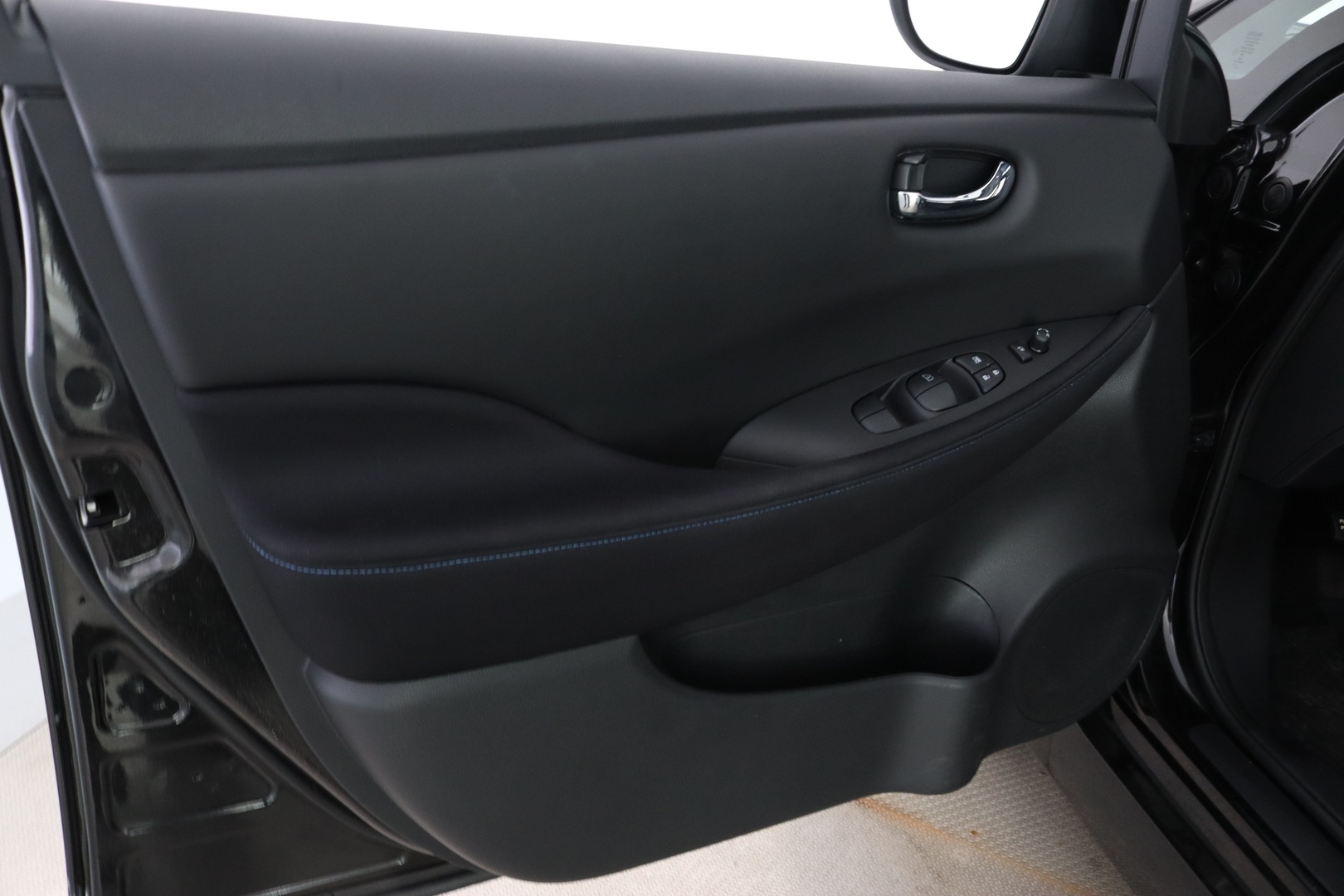NISSAN Leaf 2021