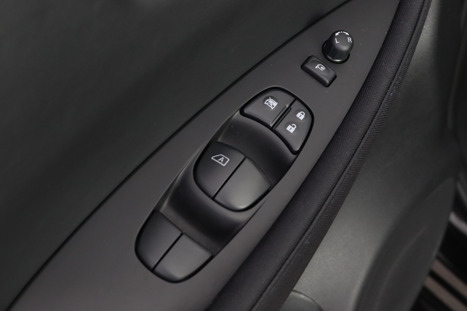 NISSAN Leaf 2021