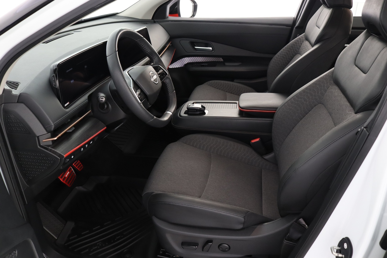 NISSAN Ariya 12