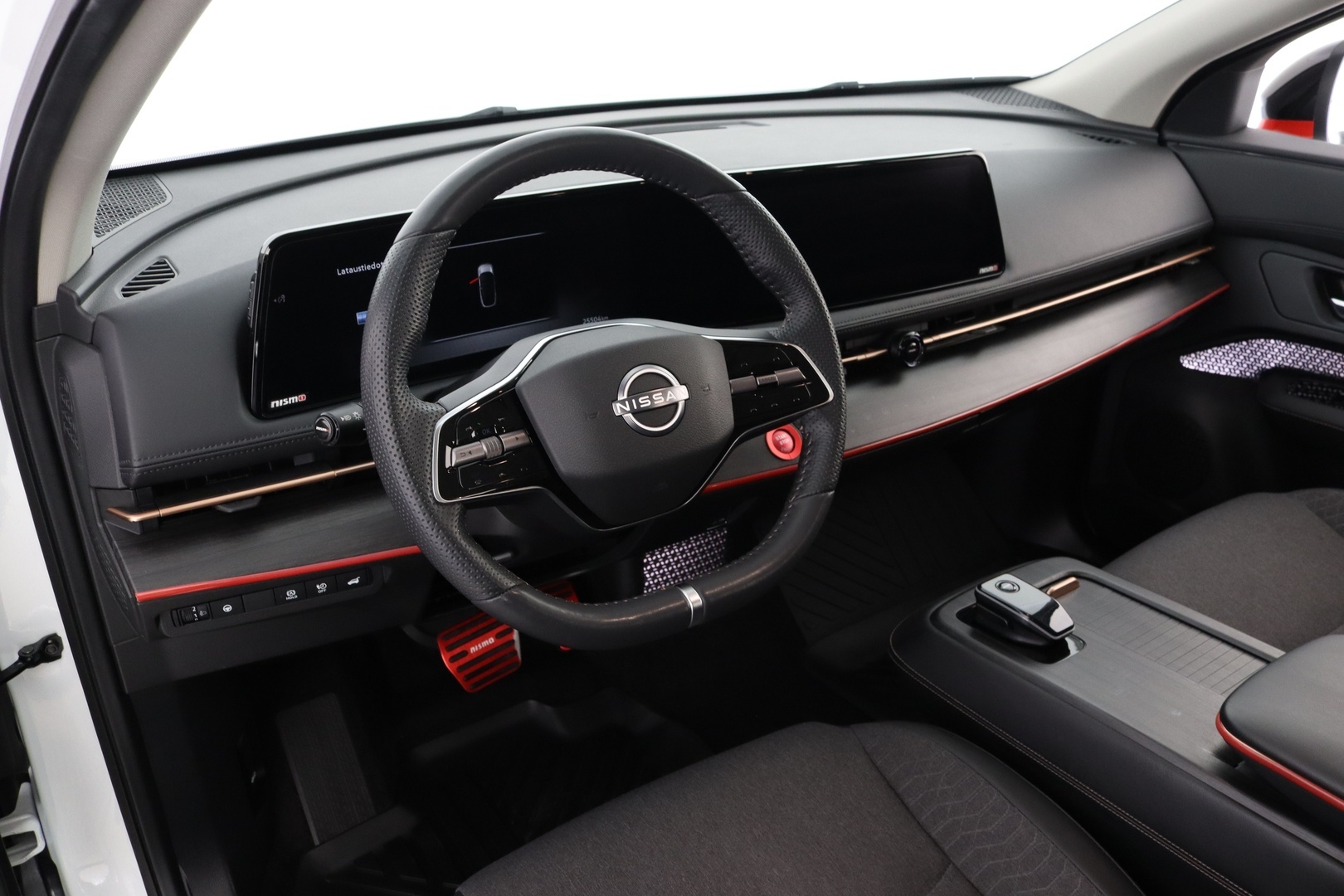 NISSAN Ariya 13
