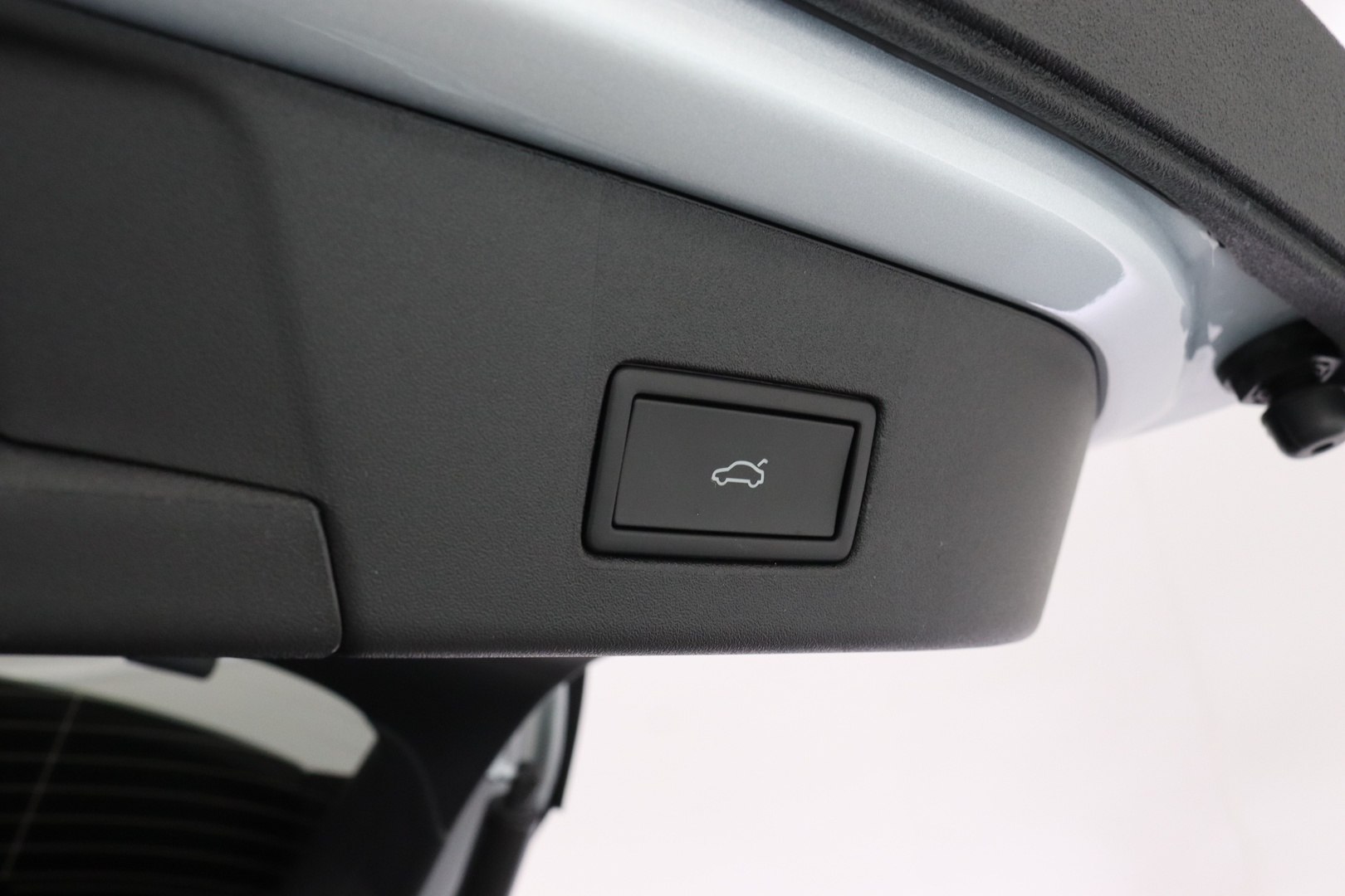 VOLKSWAGEN ID.4 2027