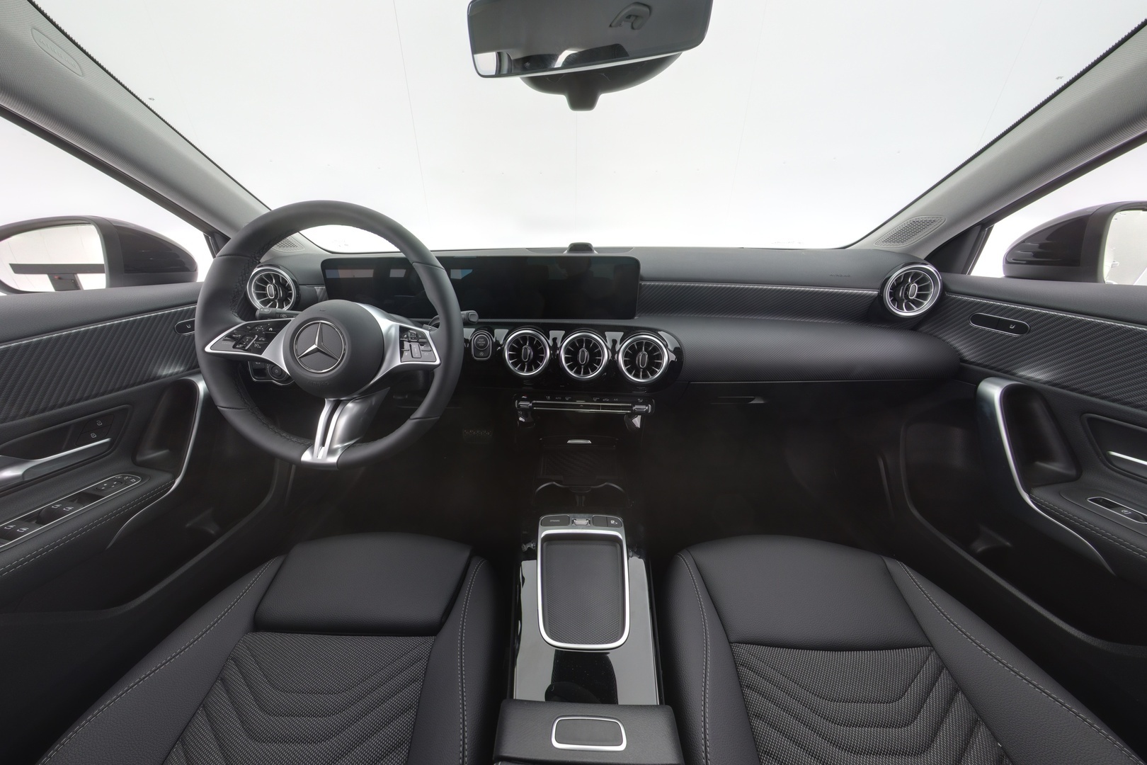 MERCEDES-BENZ A 2026
