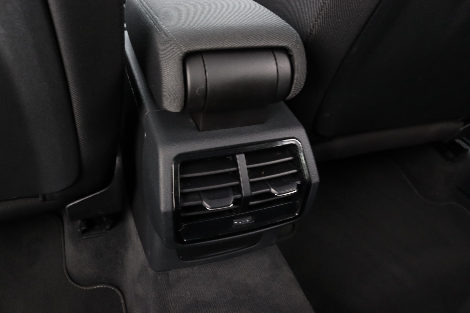 AUDI Q3 19