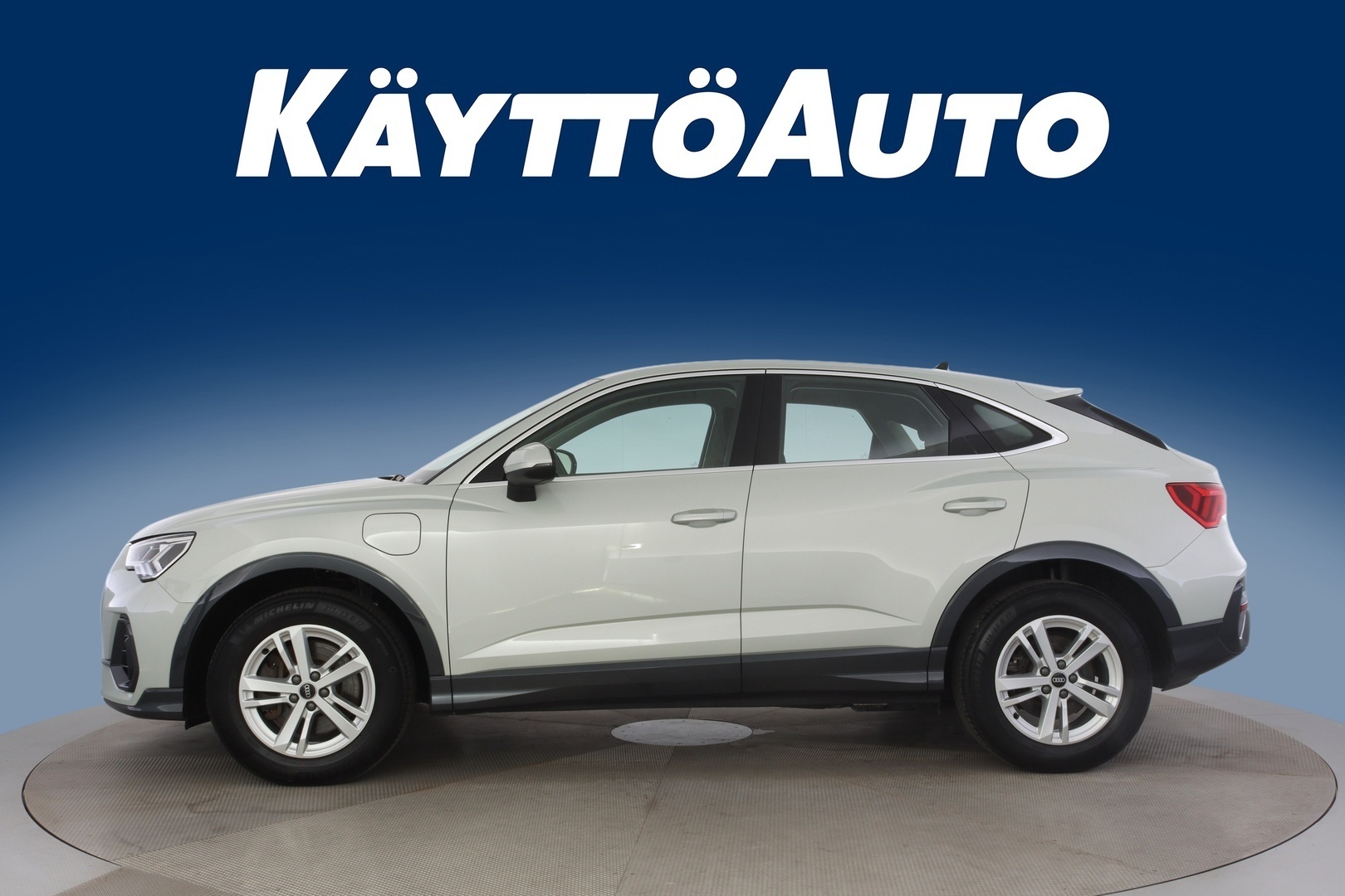 AUDI Q3 2
