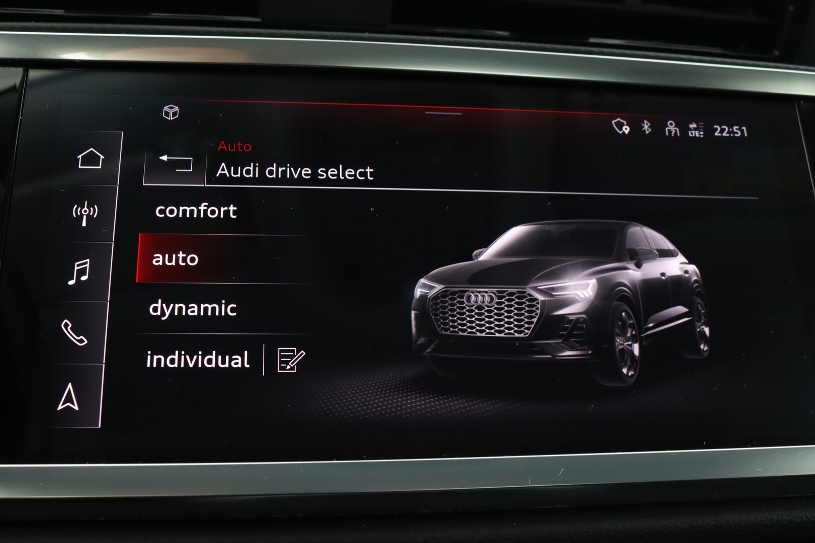 AUDI Q3 43