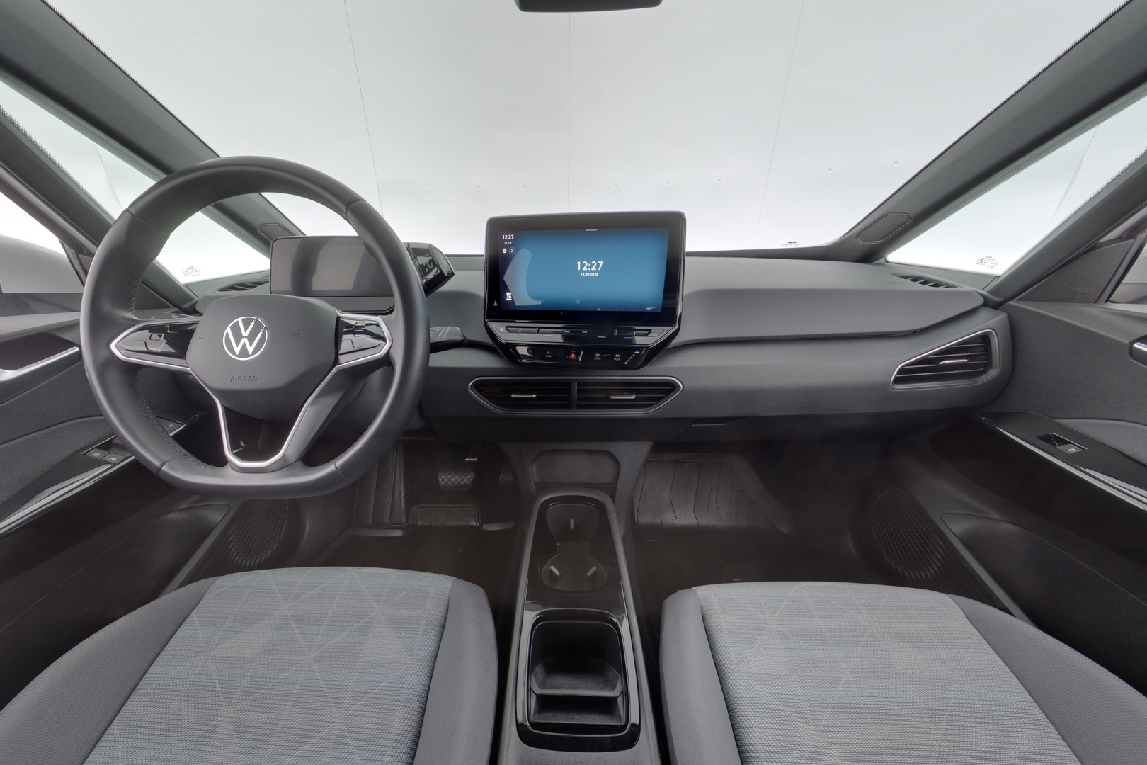 VOLKSWAGEN ID.3 11
