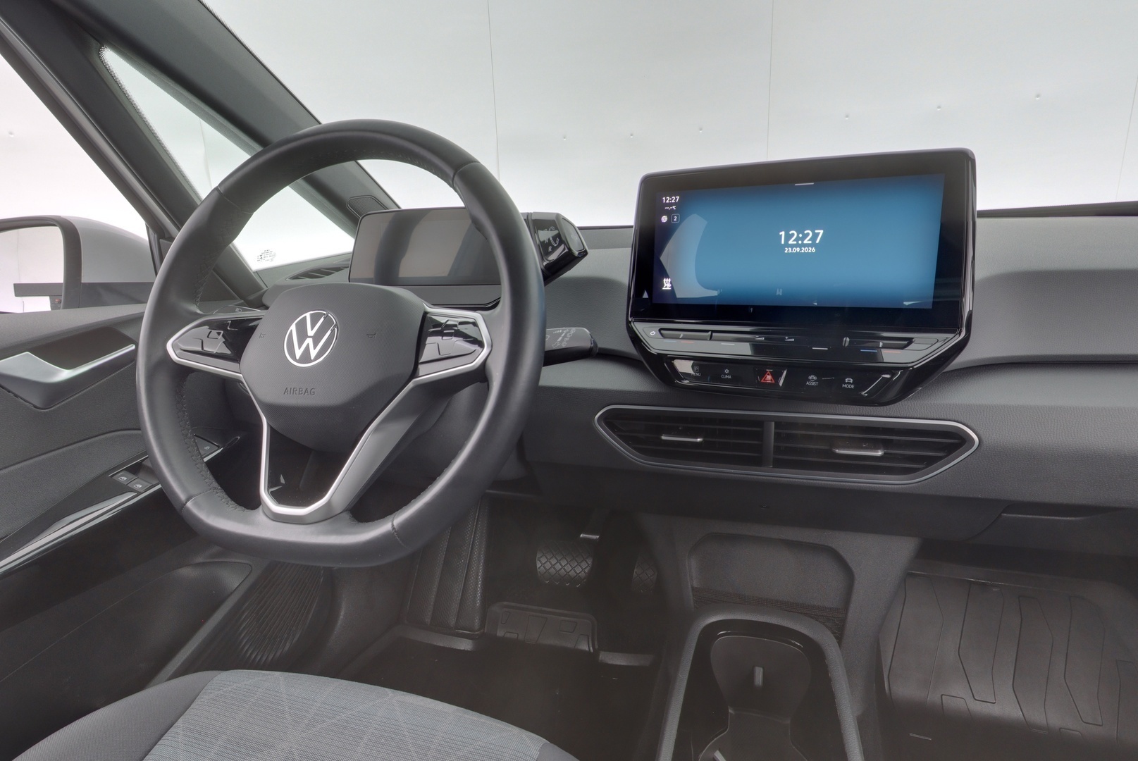 VOLKSWAGEN ID.3 12