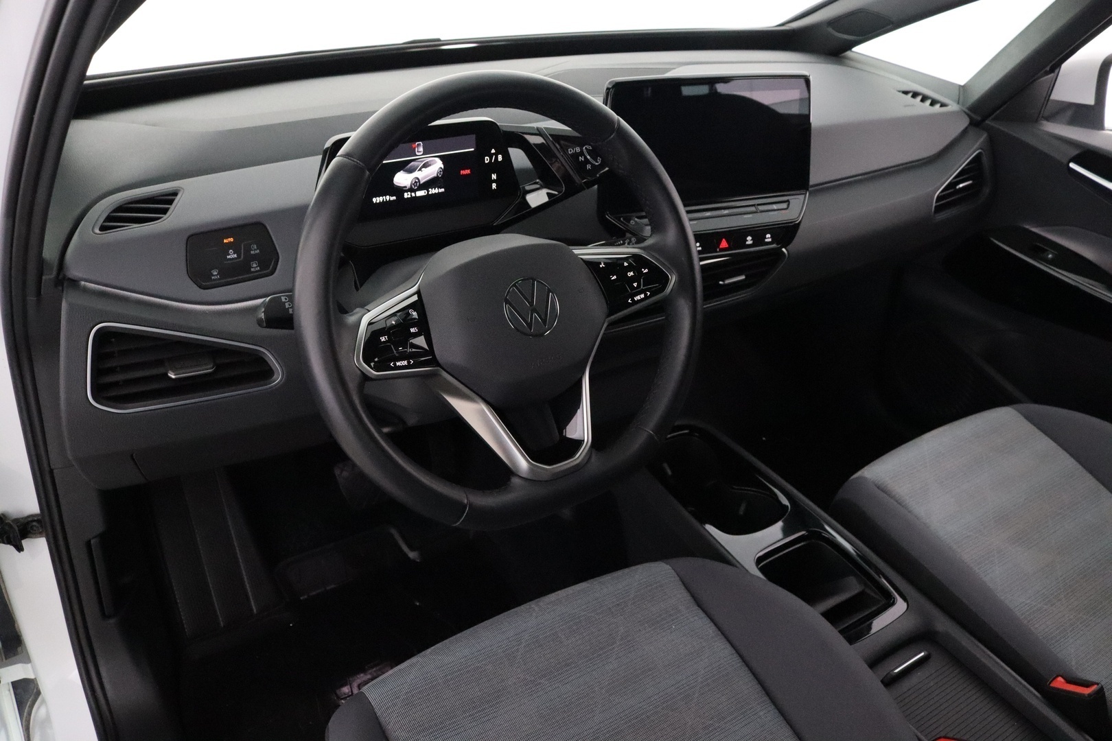 VOLKSWAGEN ID.3 15