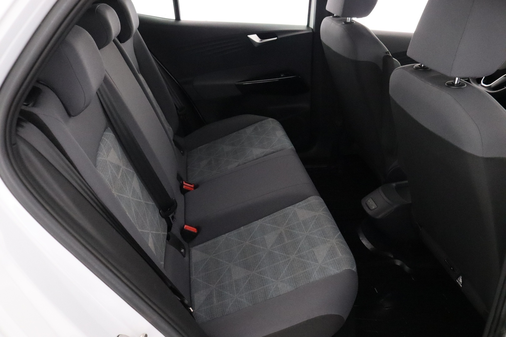 VOLKSWAGEN ID.3 18